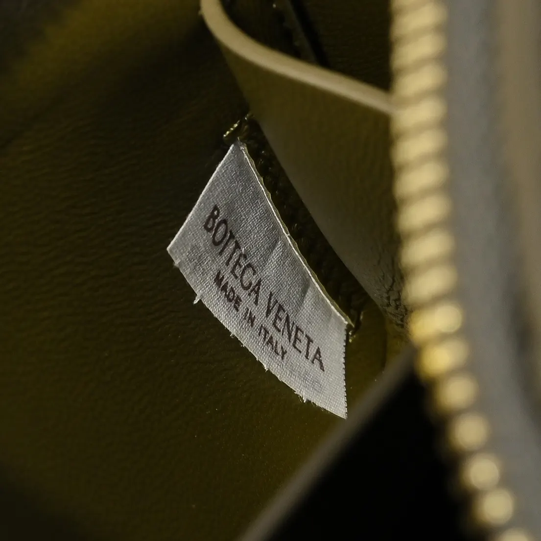 Bottega Veneta 腋下包 復古腋下背款(數字8) Bottega Veneta 腋下包 復古腋下背款(數字8)