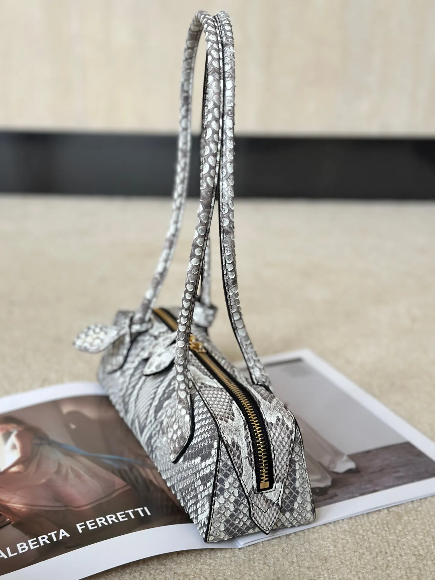 Hobo Shoulder Bag Vintage
