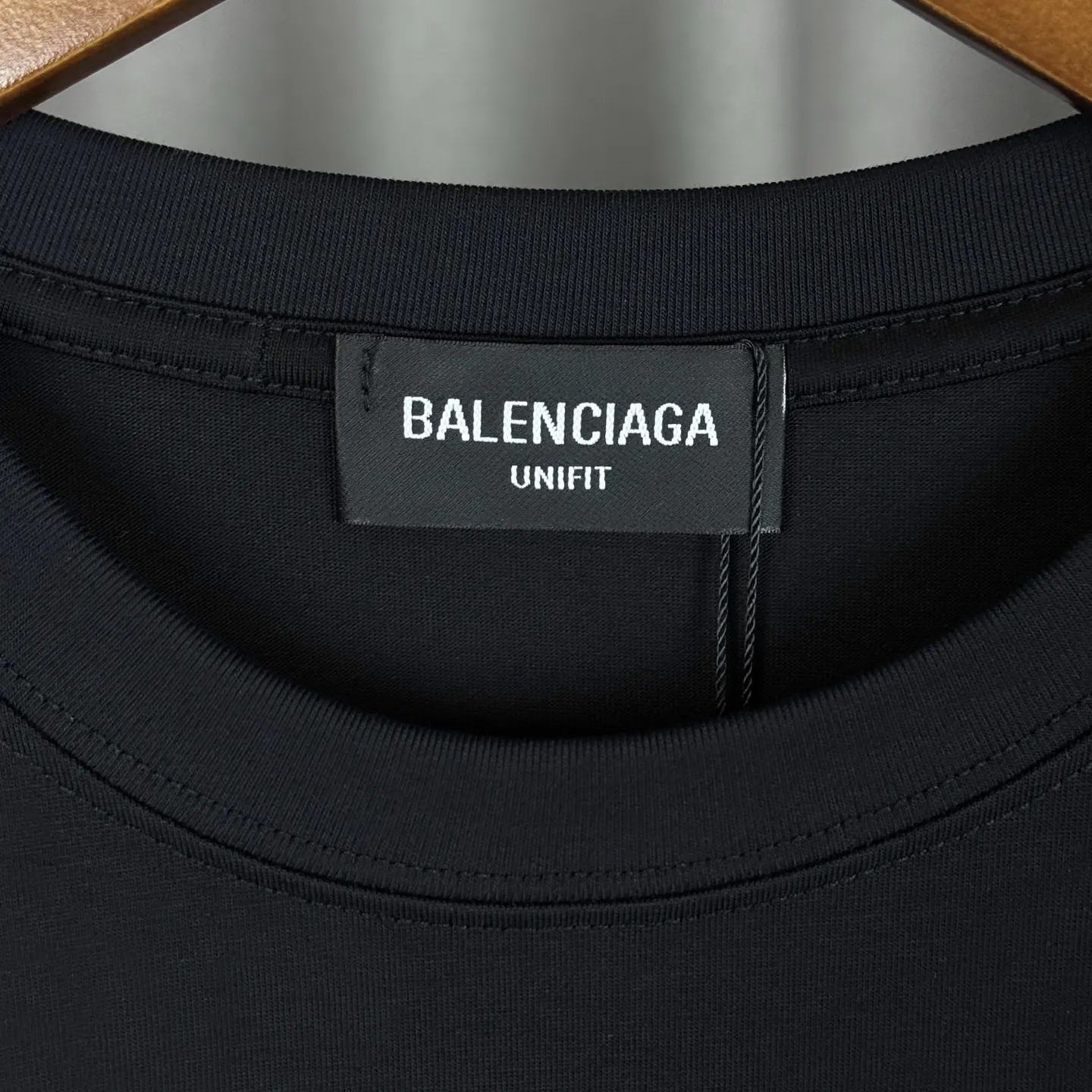 Balenciaga 黑色 純棉 Logo 短袖T恤(數字4) Balenciaga 黑色 純棉 Logo 短袖T恤(數字4)