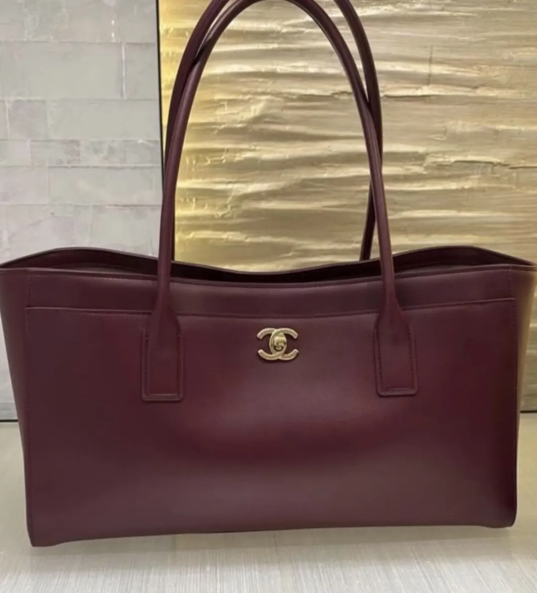 Red Tote Bag Vintage
