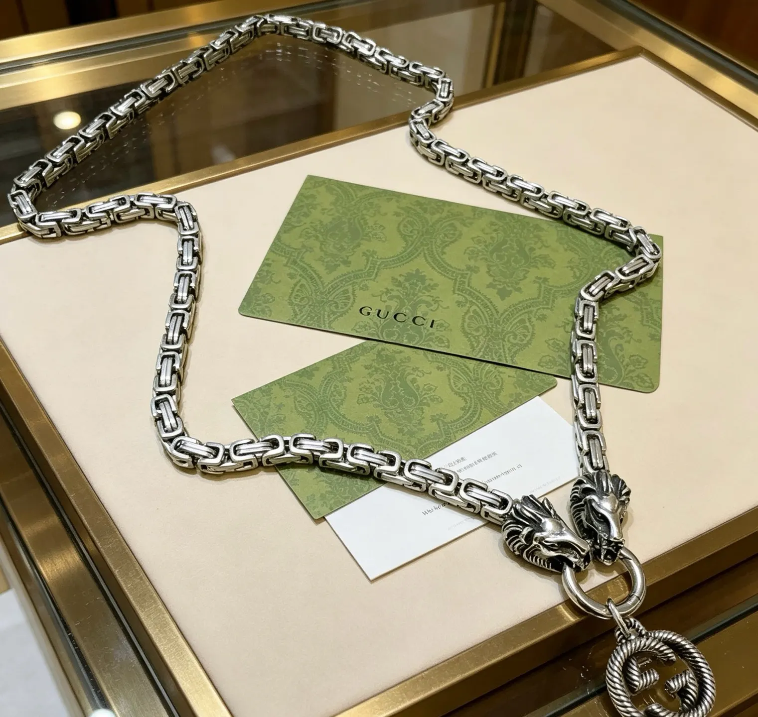 Gucci 鏈條包 單肩斜挎款