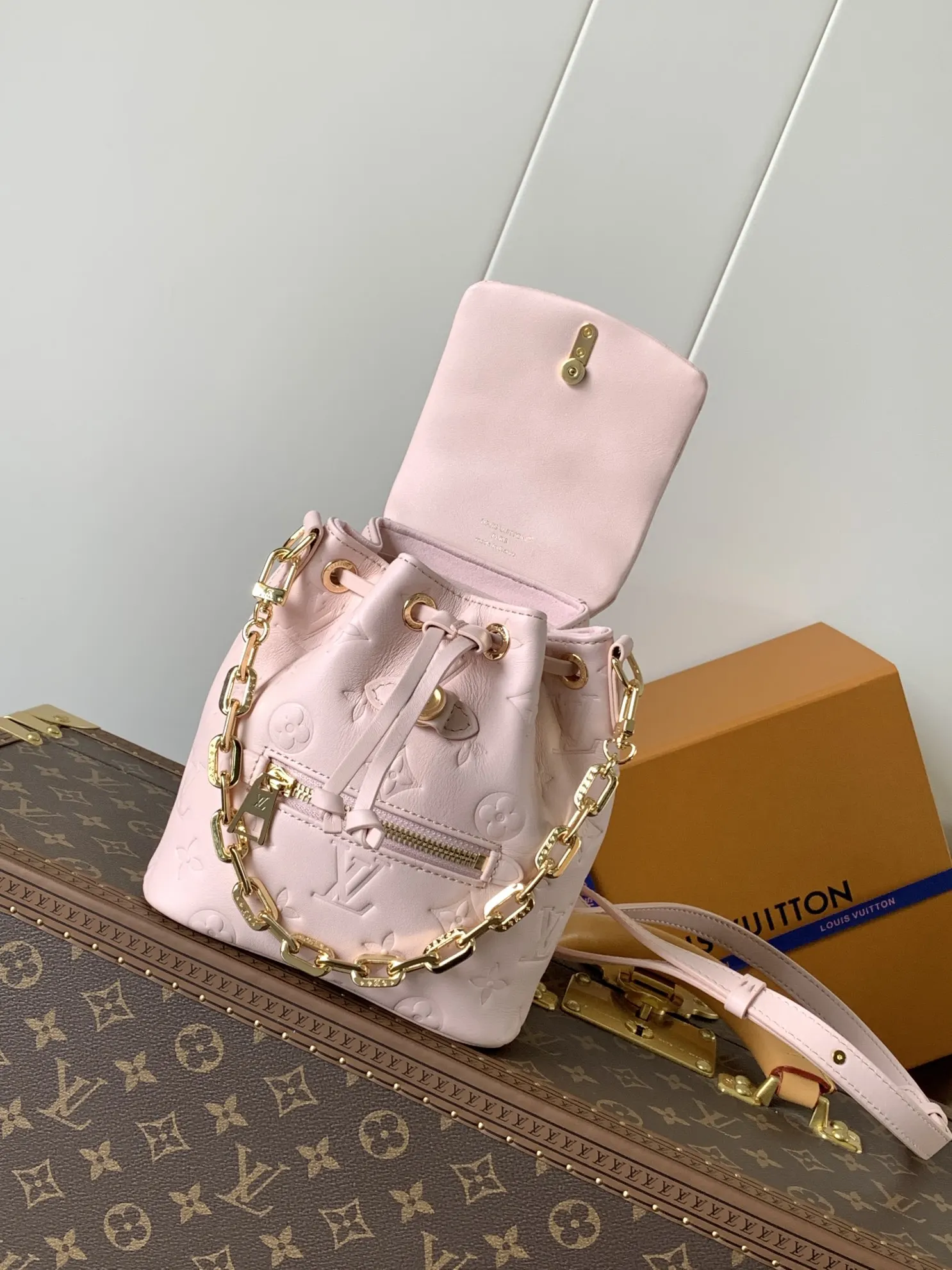 LV 黑色 粉色 牛皮 粉色 黑色 Cou 双肩包 实用双肩款
