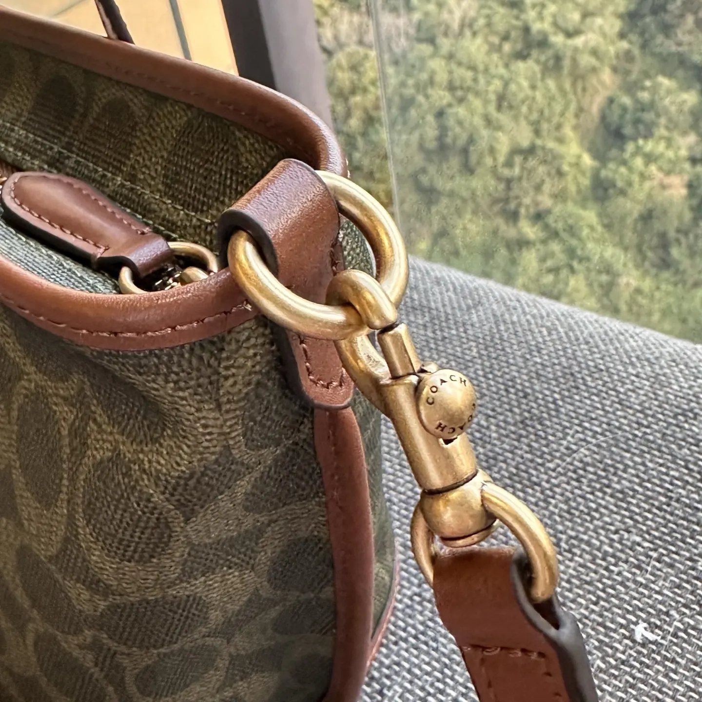 Coach 綠色 全套专 柜 厂价 托特包 大容量托特款