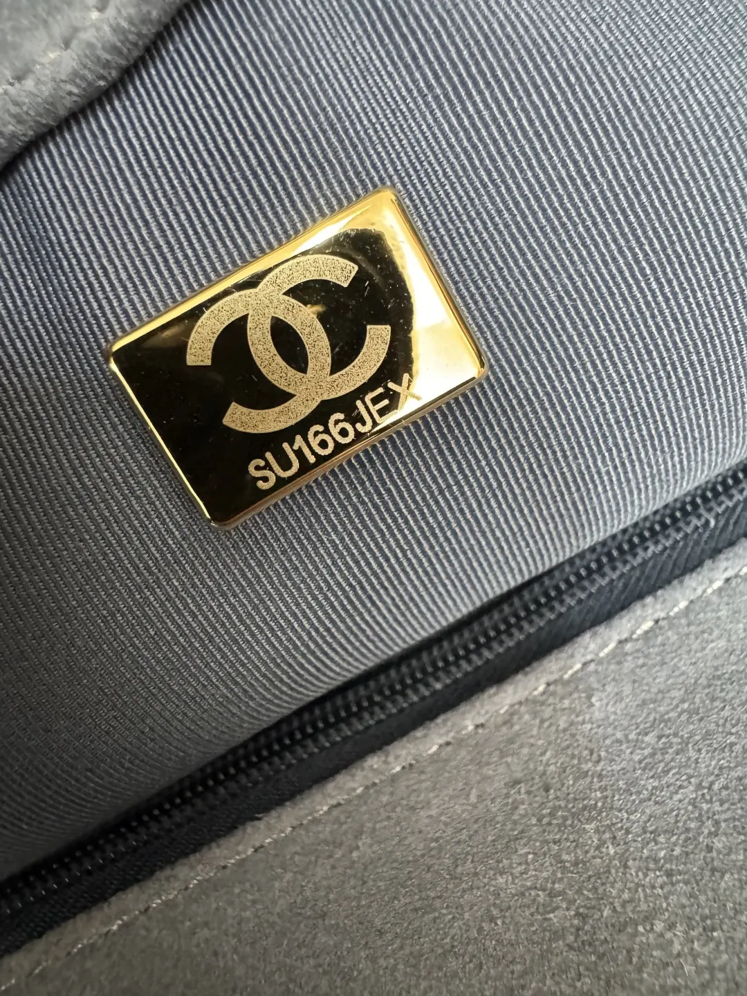 Chanel 麂皮 翻盖 链条包