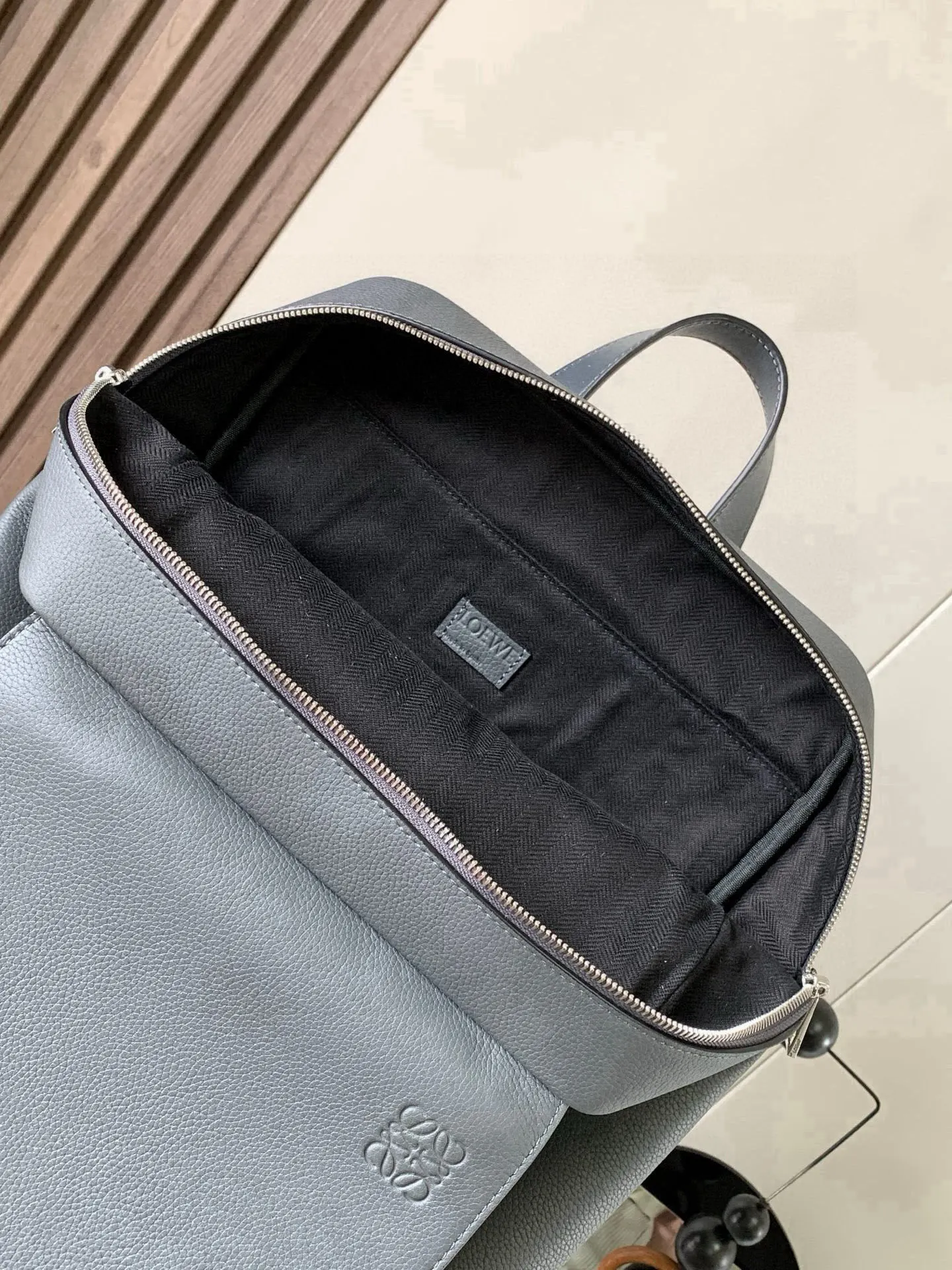 小牛皮 柔软粒面牛皮革军用 Military Backpac 雙肩包 实用雙肩款(數字9) 小牛皮 柔软粒面牛皮革军用 Military Backpac 雙肩包 实用雙肩款(數字9)