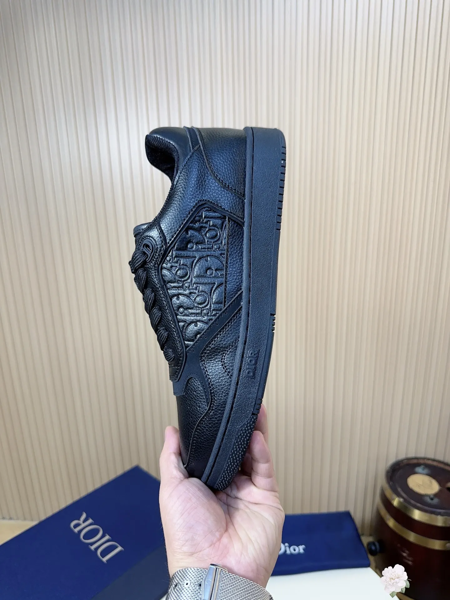 Dior 小牛皮運動鞋 舒適(數字8) Dior 小牛皮運動鞋 舒適(數字8)