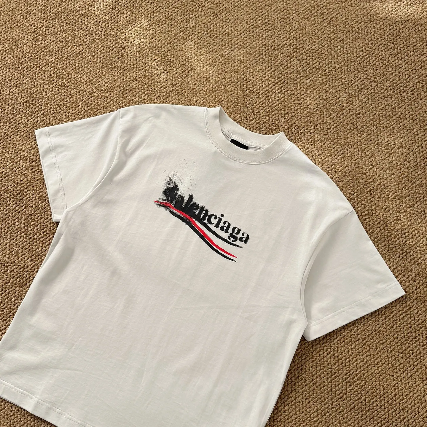 Balenciaga 黑色 短袖T恤(數字4) Balenciaga 黑色 短袖T恤(數字4)
