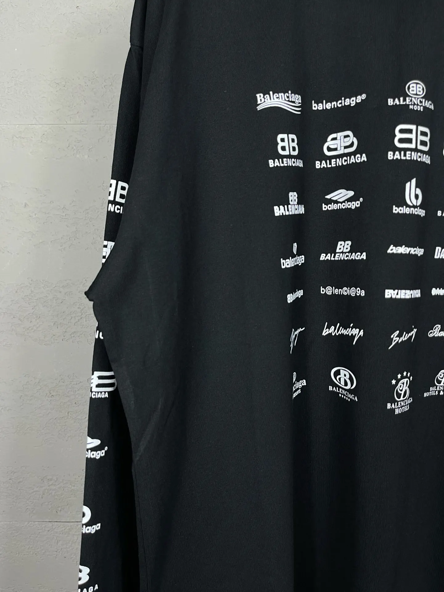 Balenciaga 黑色 純棉 Logo 短袖T恤 宽松休閒(數字5) Balenciaga 黑色 純棉 Logo 短袖T恤 宽松休閒(數字5)