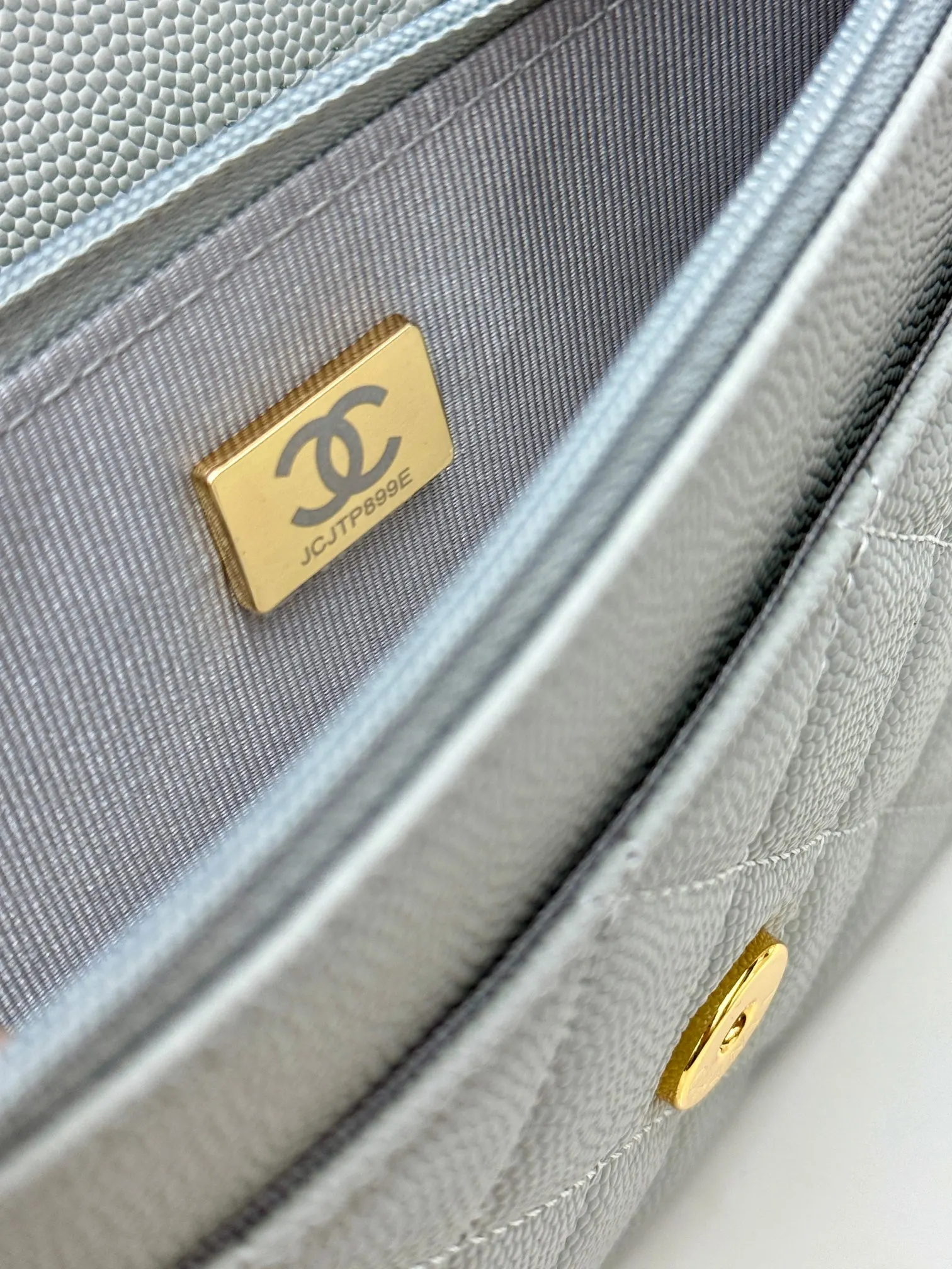 CHANEL 小牛皮 链条包 精致链条款
