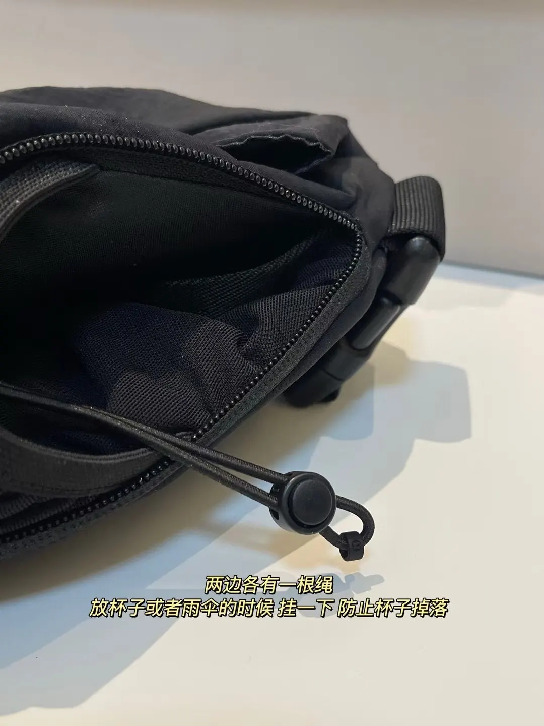 黑色 Lululemon Curved Cross 腰包 休閒腰包款