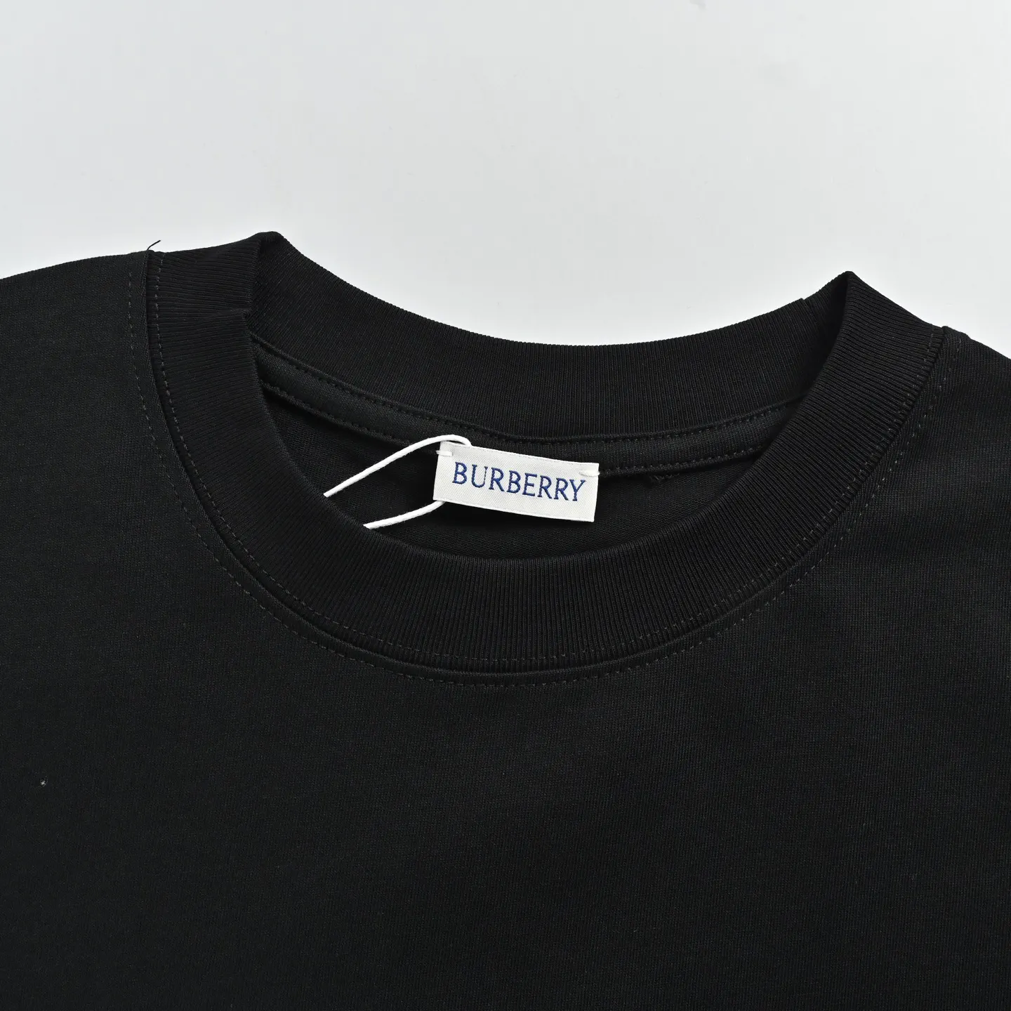 Burberry Logo 字母 短袖T恤 休闲百搭款