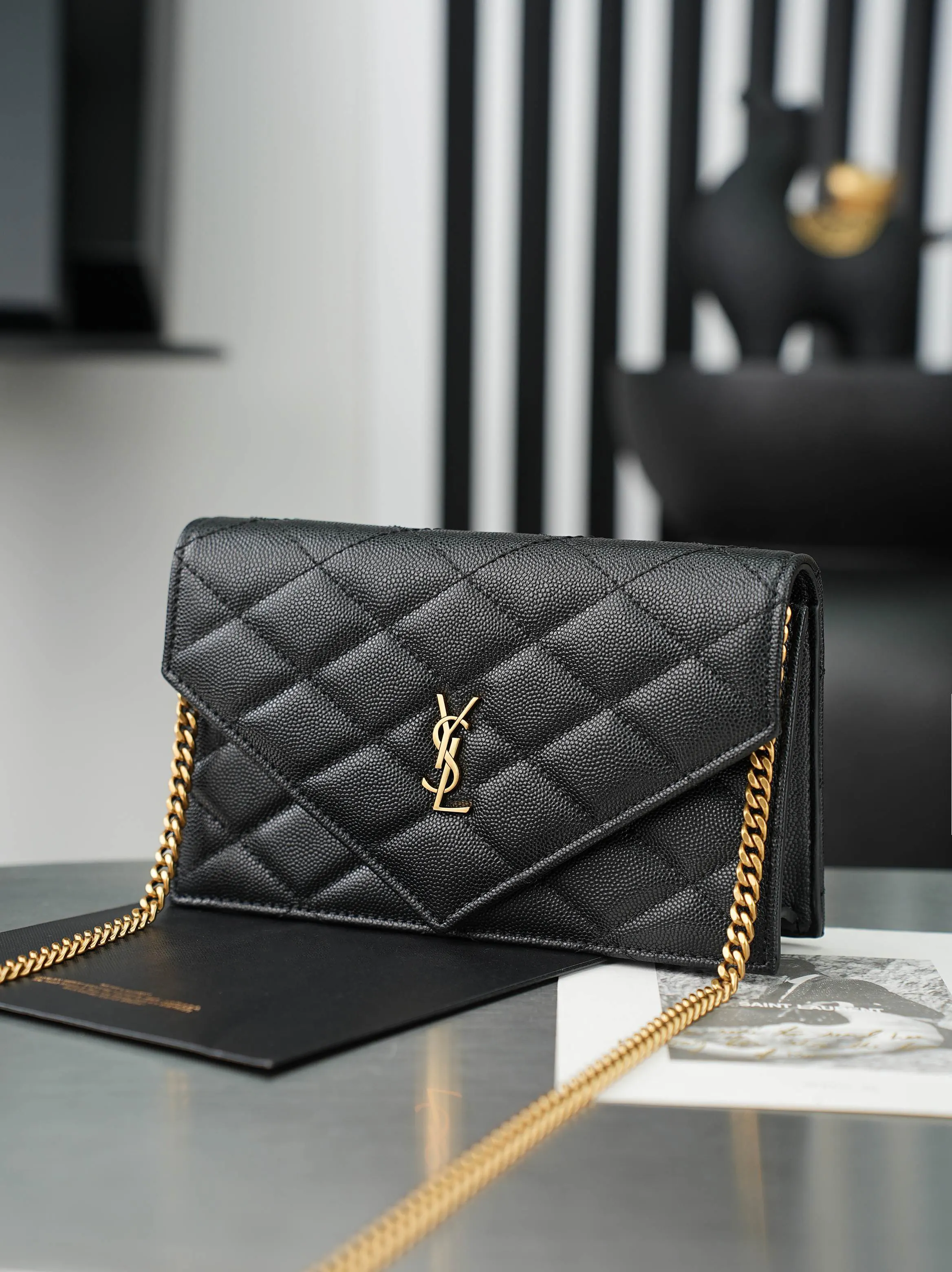 YSL 羊皮 链条可单肩 斜挎 容量适中 通勤出街都很OK 链条包 精致链条款