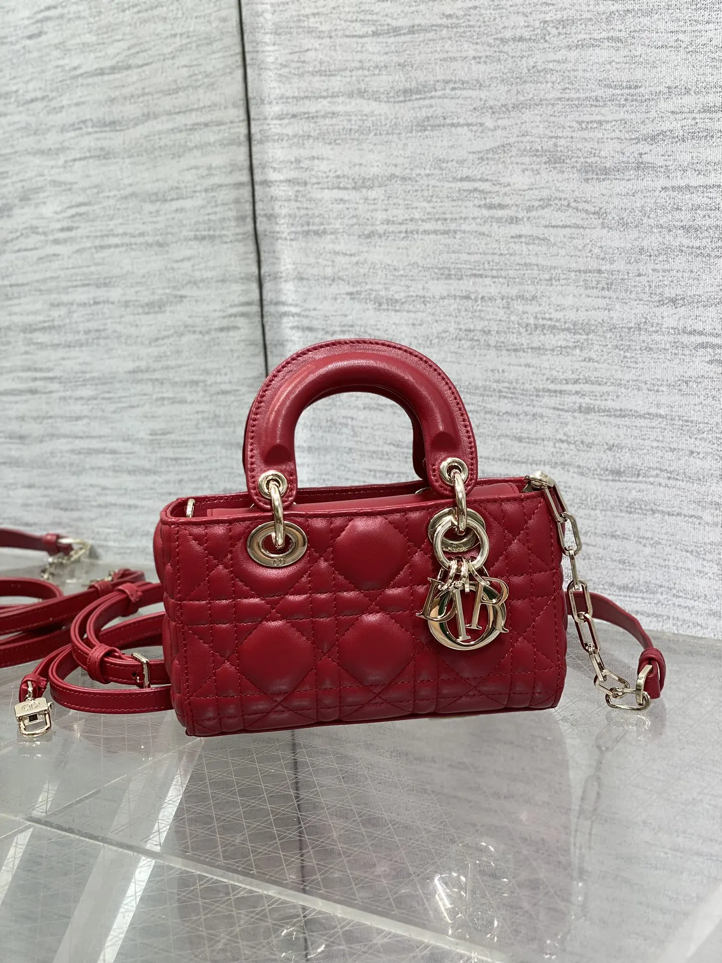 Dior 羊皮 进口 羊皮横款迷你戴妃包 Joy bag羊皮 鏈條包 精致鏈條款