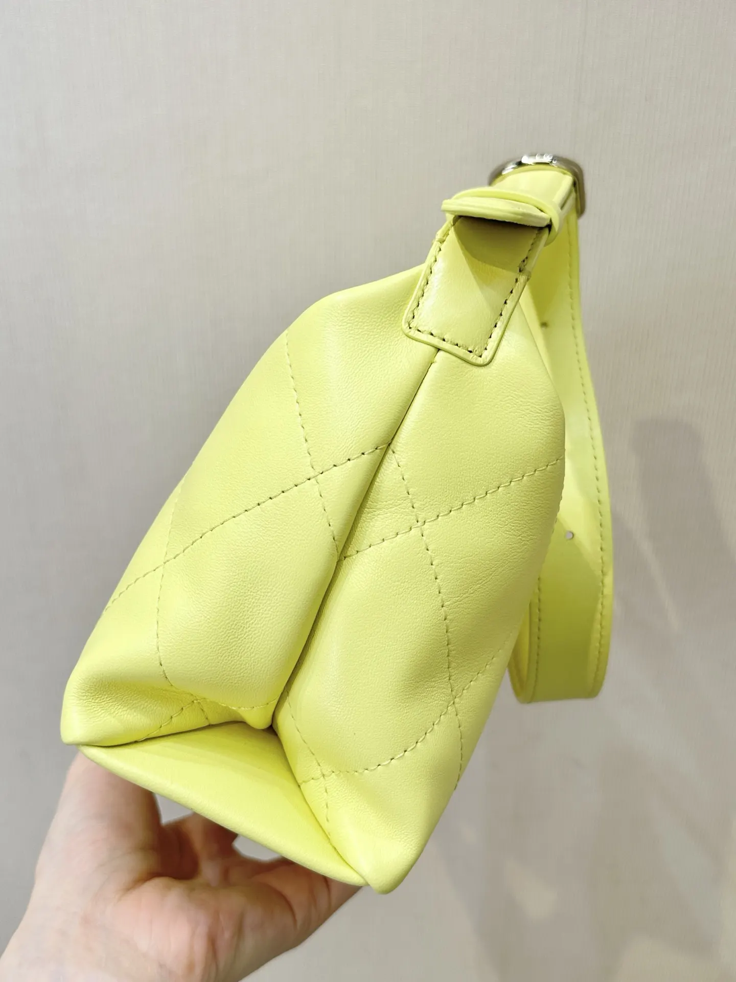 Hobo Shoulder Bag Vintage