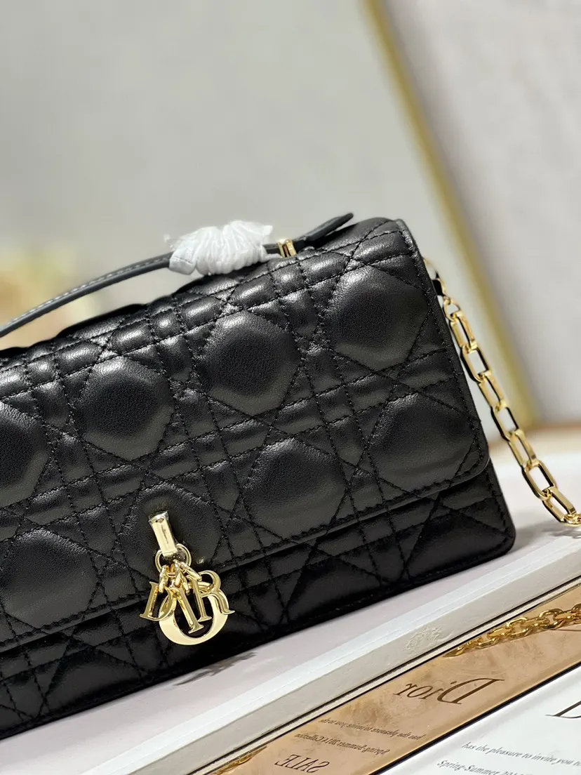 Dior 黑色 金色 羊皮 鏈條包 精致鏈條款