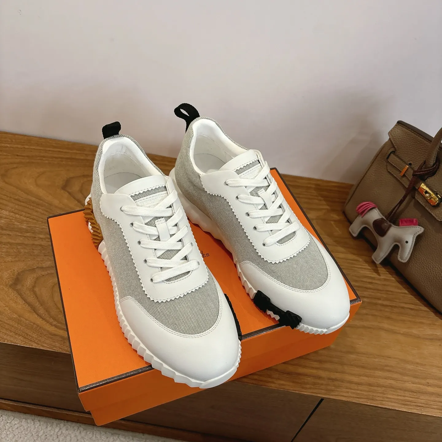 Hermès SS 运动鞋