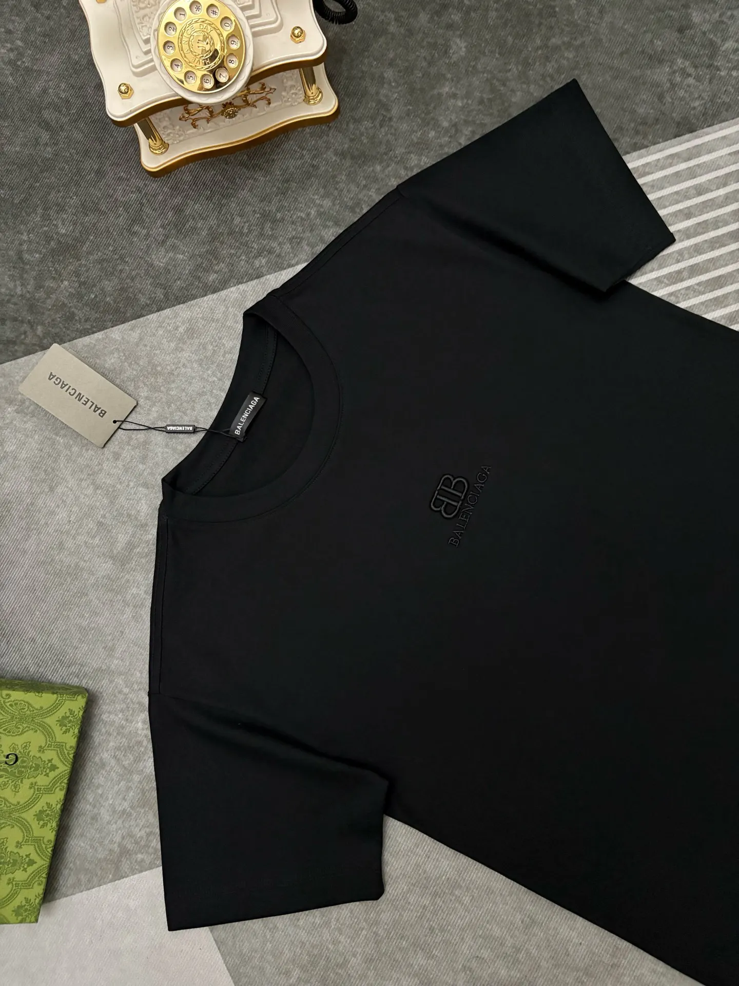 Balenciaga 黑色 Logo 字母 短袖T恤