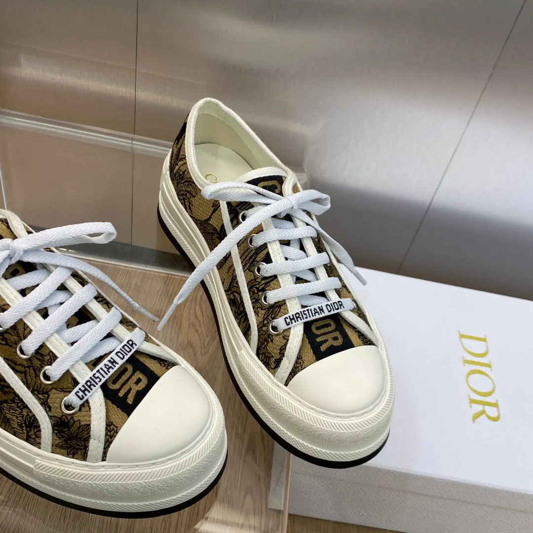 Dior 厚底 拼色 运动鞋(數字3) Dior 厚底 拼色 运动鞋(數字3)