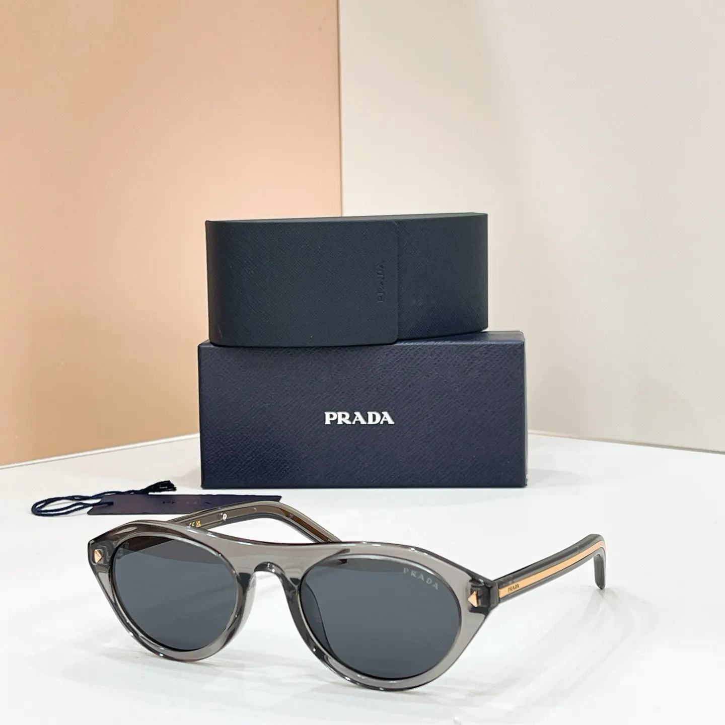 Prada SPR B15 太阳眼镜 时尚遮阳 太阳镜