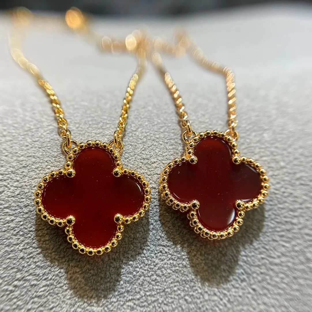 Van Cleef 四叶草 项链 精致锁骨链款 款2