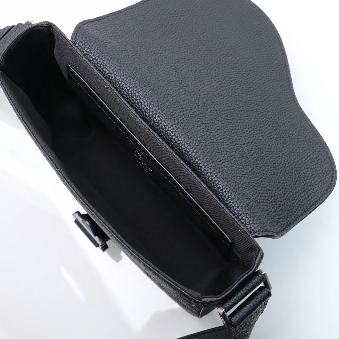 Dior Saddle 黑色简约信使包 经典翻盖 斜挎包