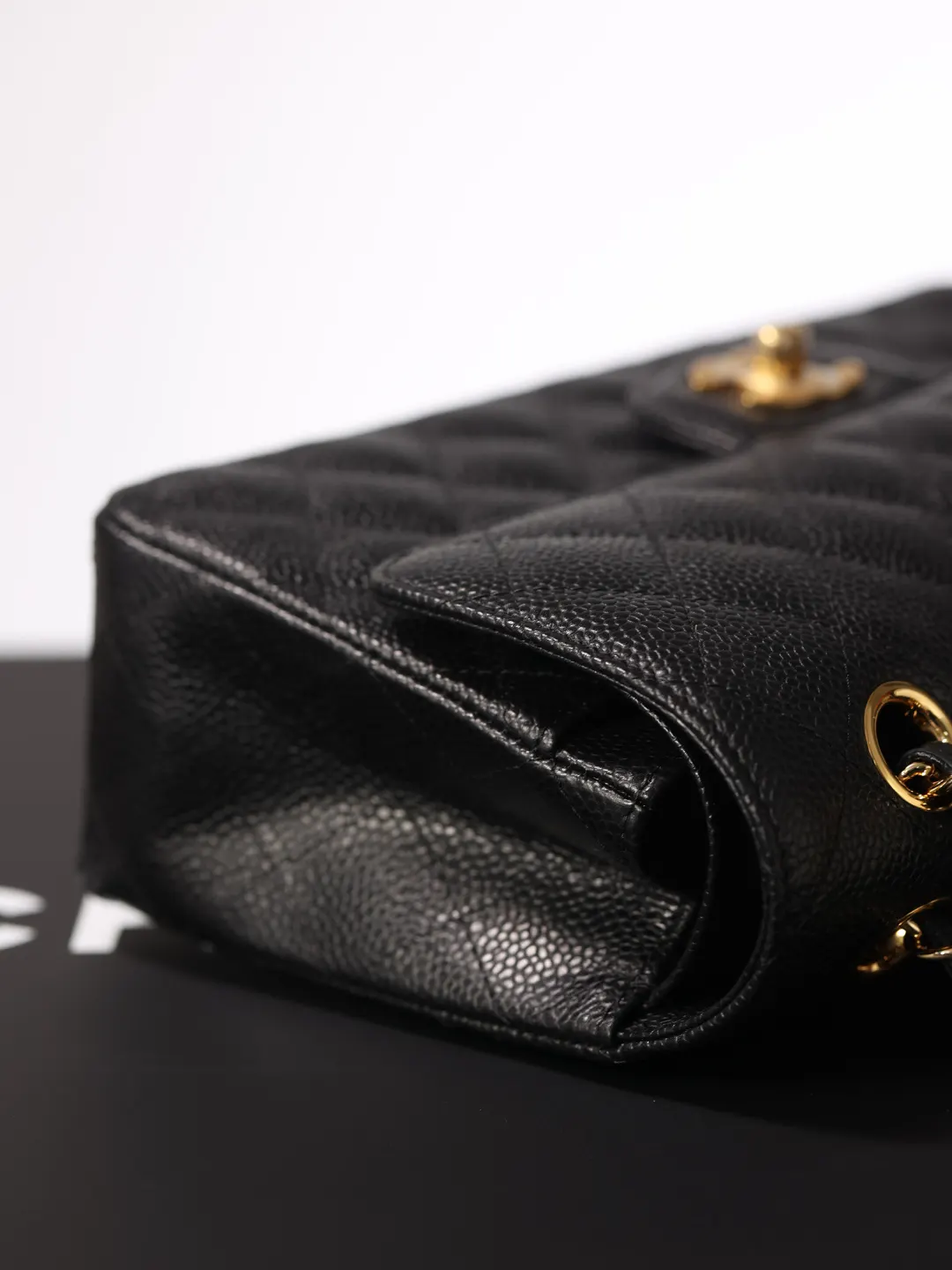 Chanel Chain Bag Classic