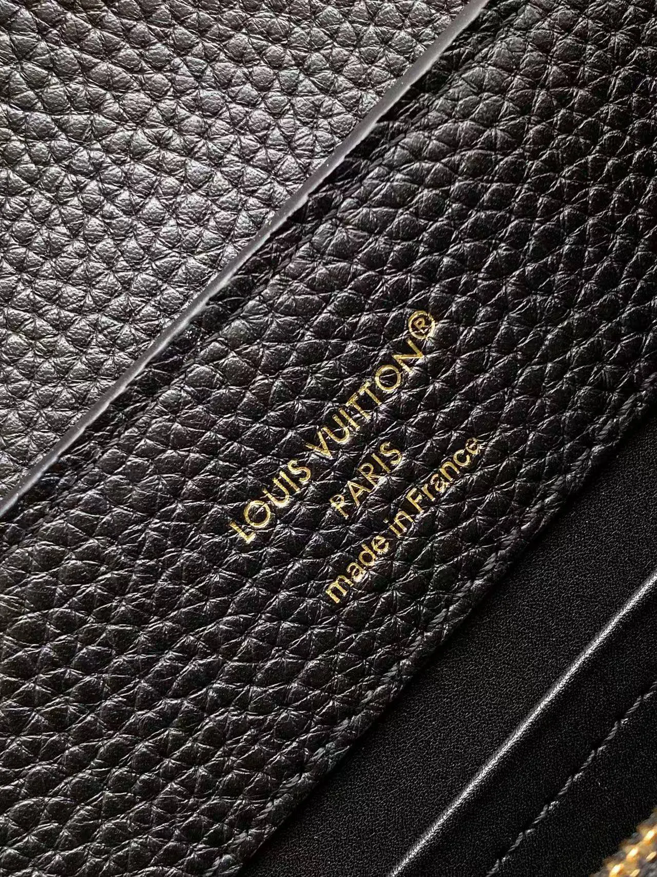 LV 黑色 棕色 牛皮 另一条饰有玻璃感串珠与 Mo花卉 闪耀 链条包 精致链条款
