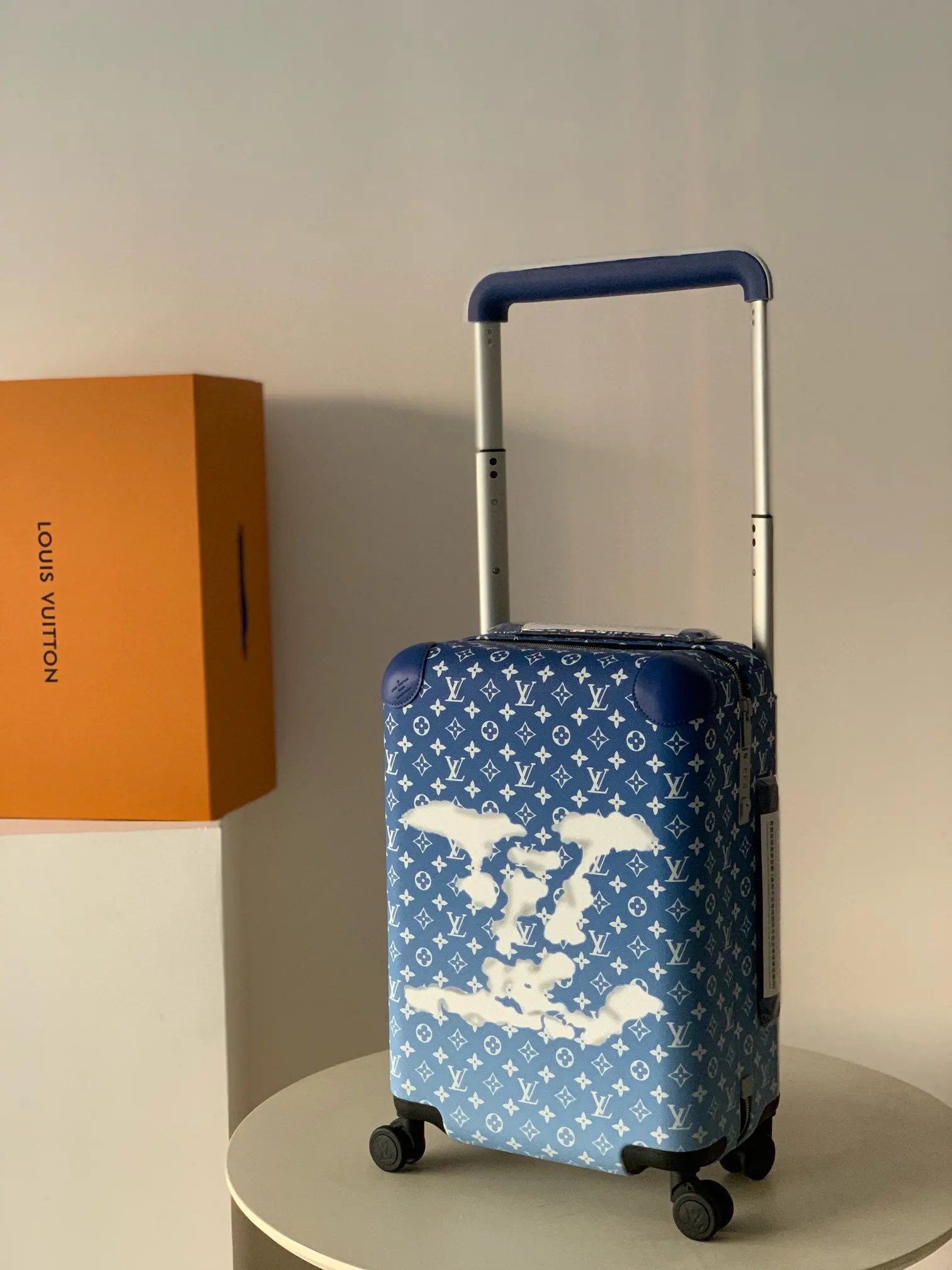 驴牌拉杆箱旅行箱 路易v 变色皮 海关锁 万向 行李箱 旅行拉杆款 轻便出行款