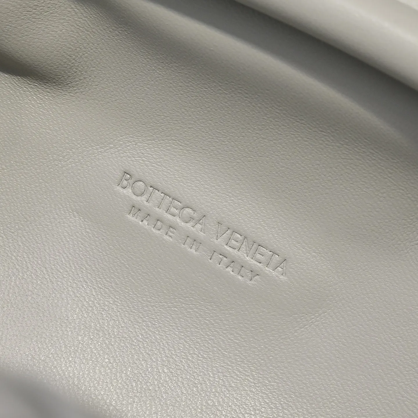 Bottega Veneta 羊皮 链条包 精致链条款