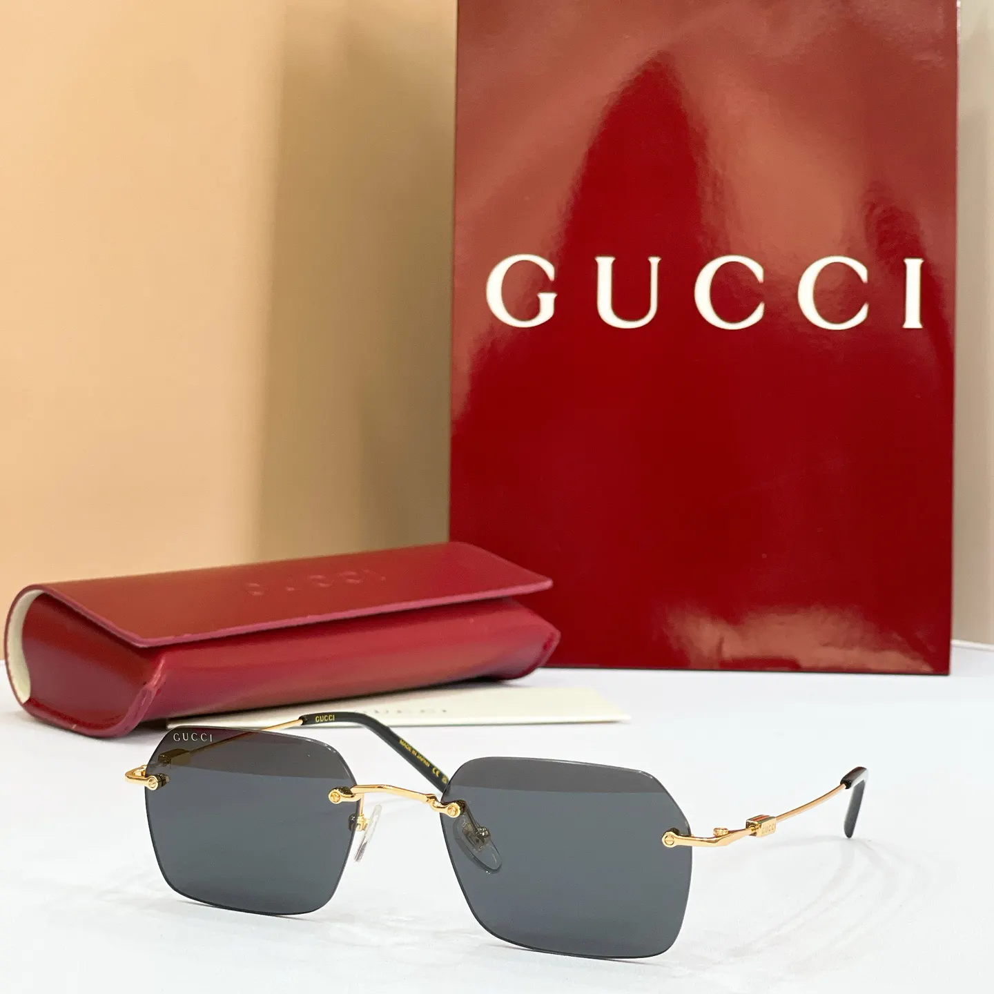 Gucci 墨镜 时尚防晒款 款27