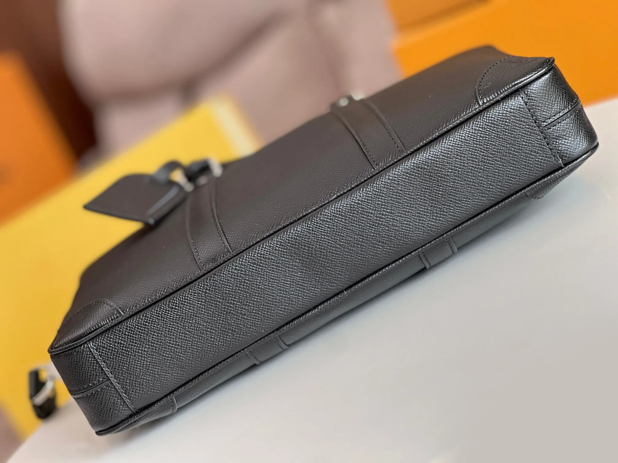 Organizer Pouch Travel Leather