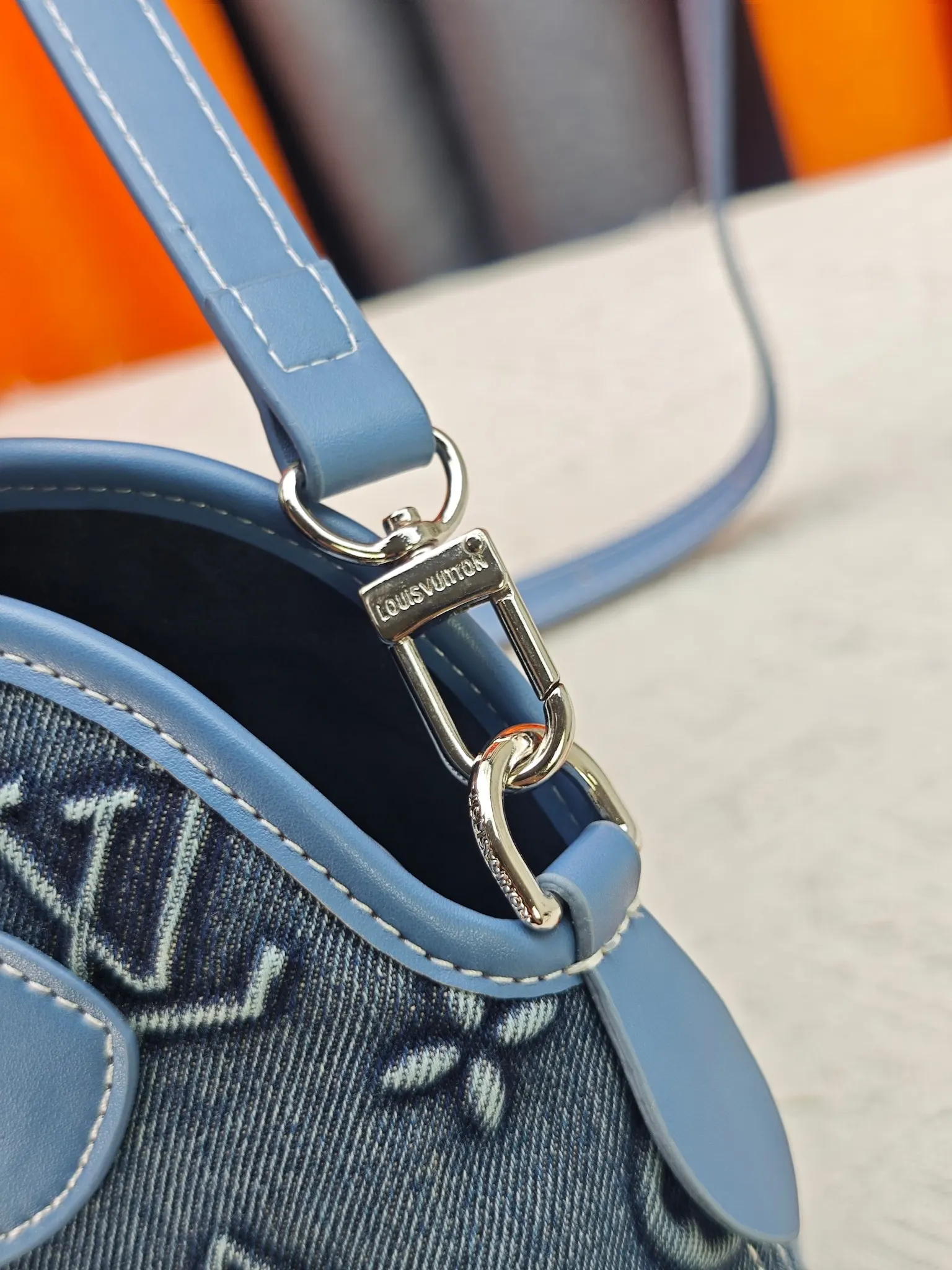 Louis Vuitton Monogram Chain Bag Leather