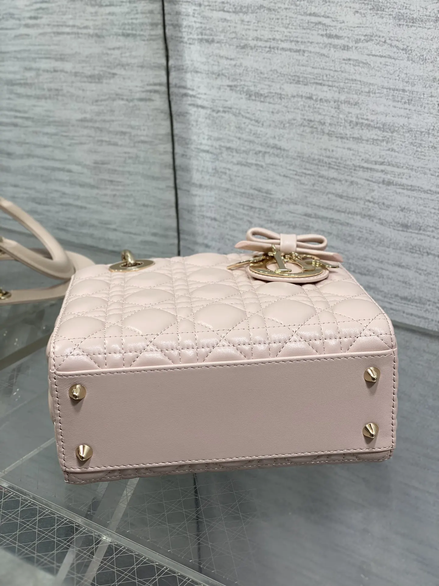 Dior Lady Dior 粉色 皮革 蝴蝶结 手提包