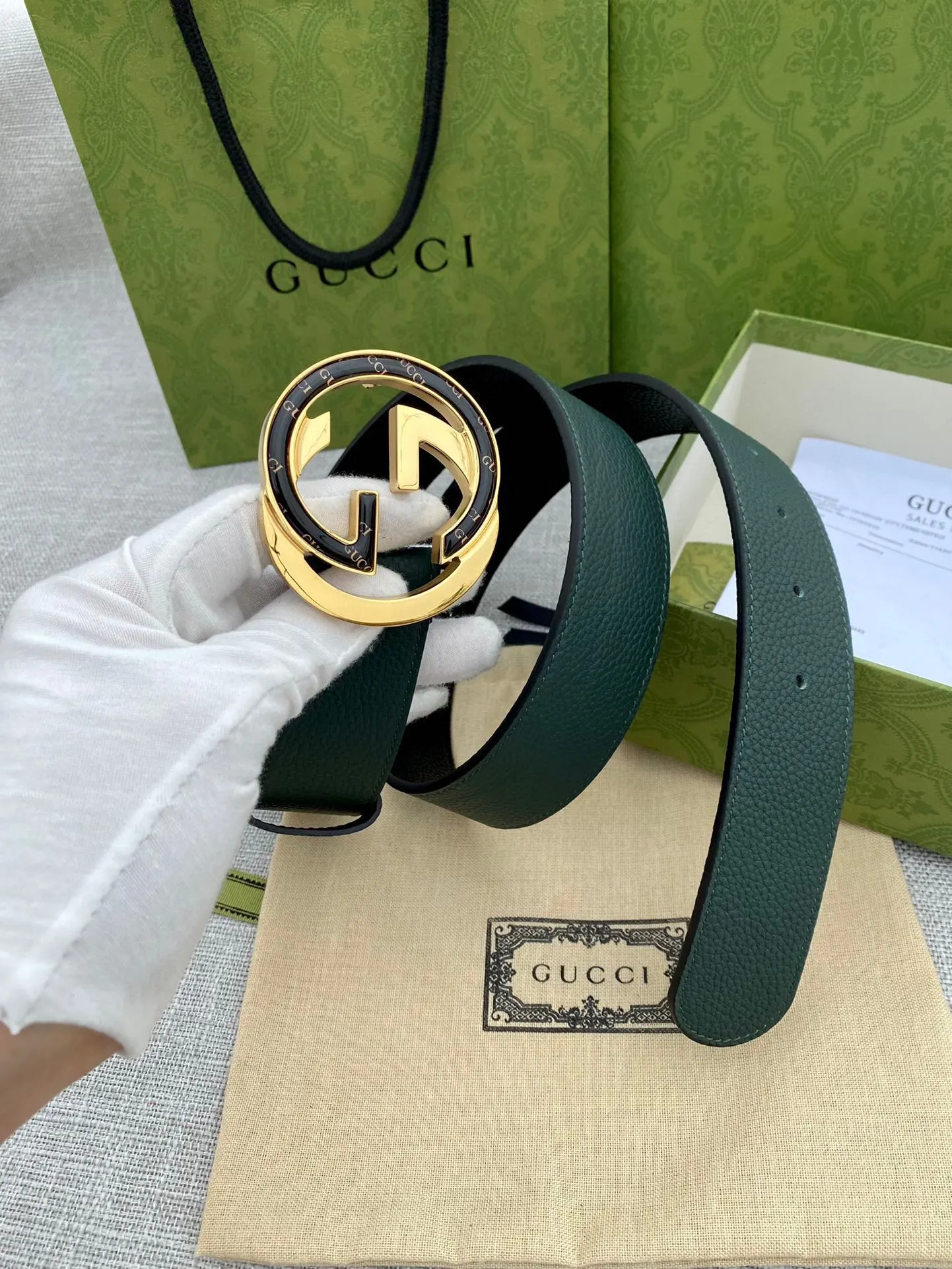 Gucci Marmont 双G扣牛皮双面腰带