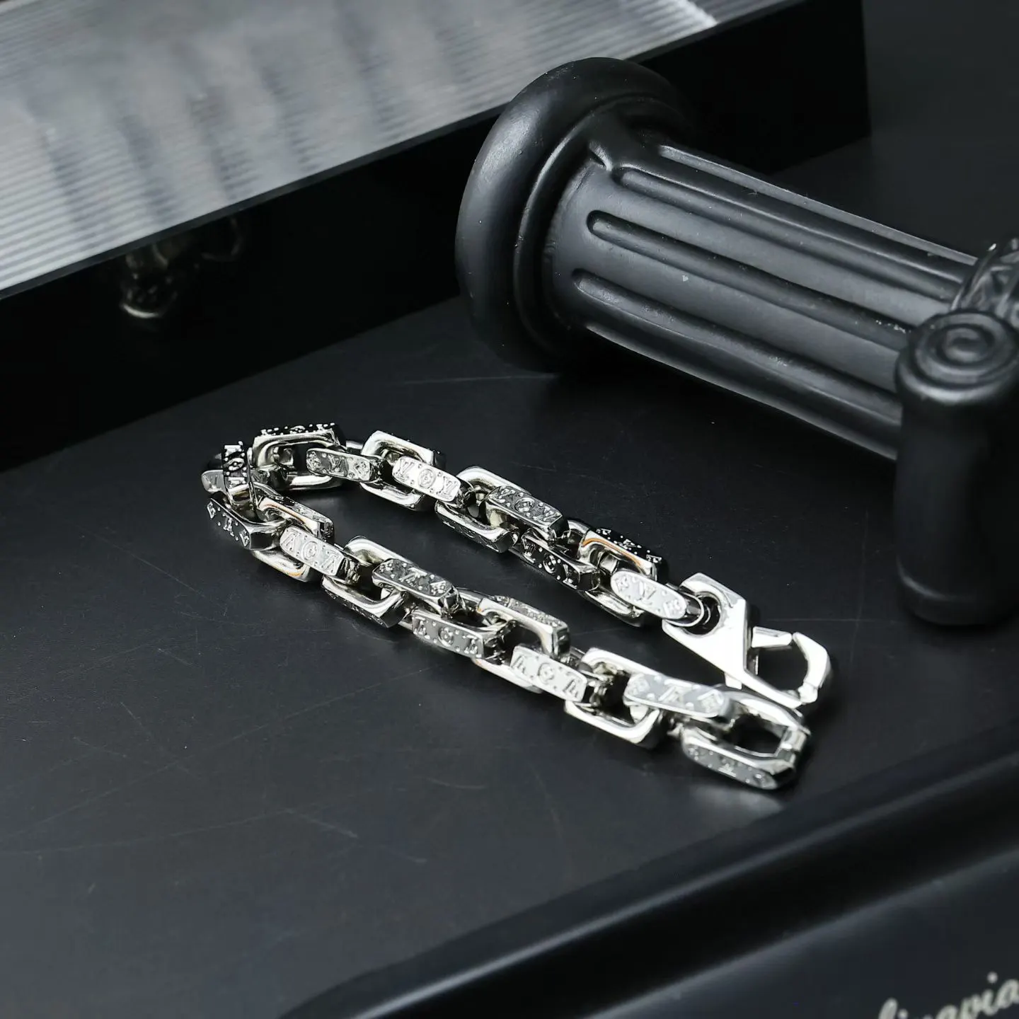 Louis Vuitton 项链