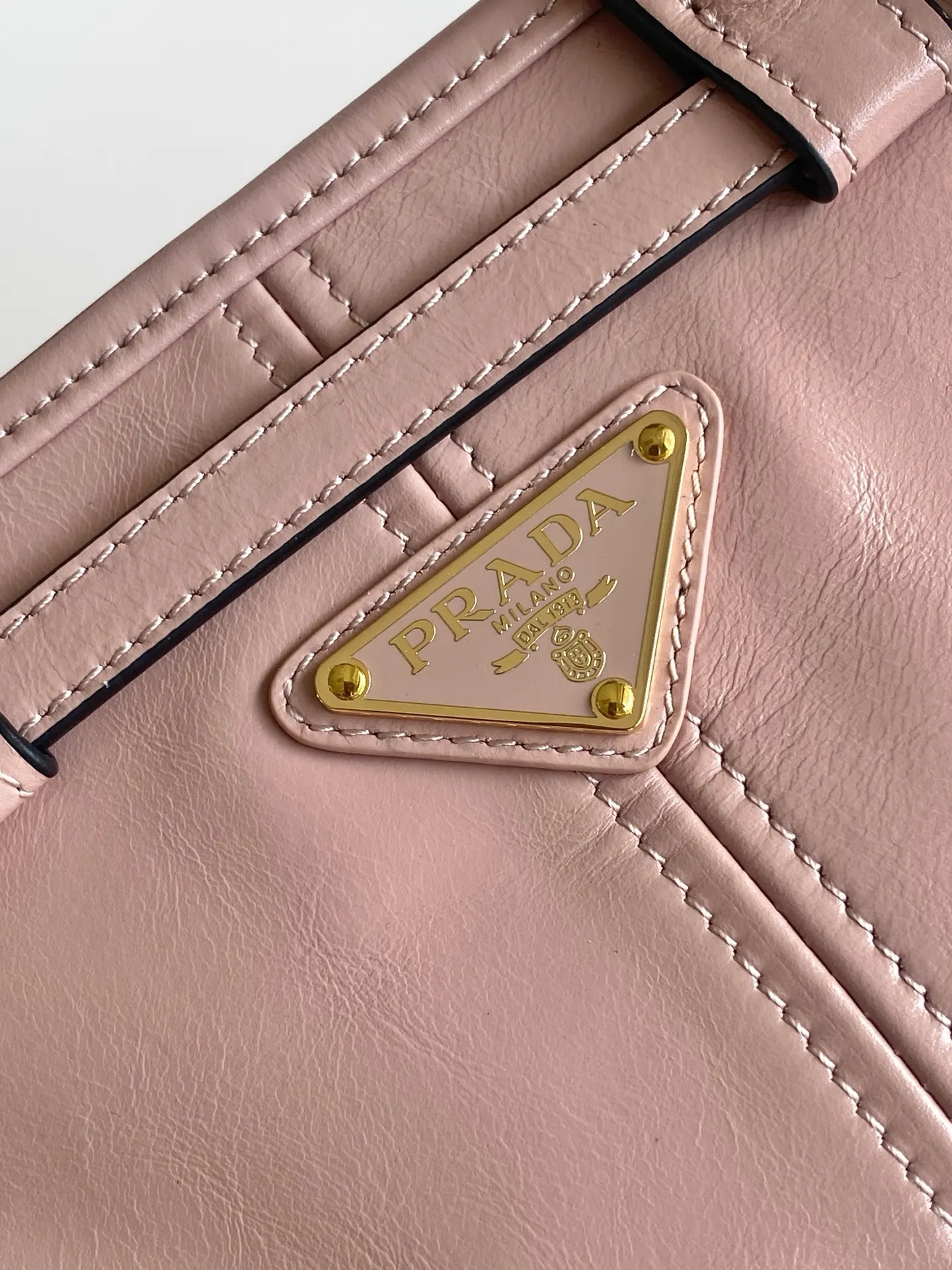 Prada 1BA486 斜挎包 迷你休闲