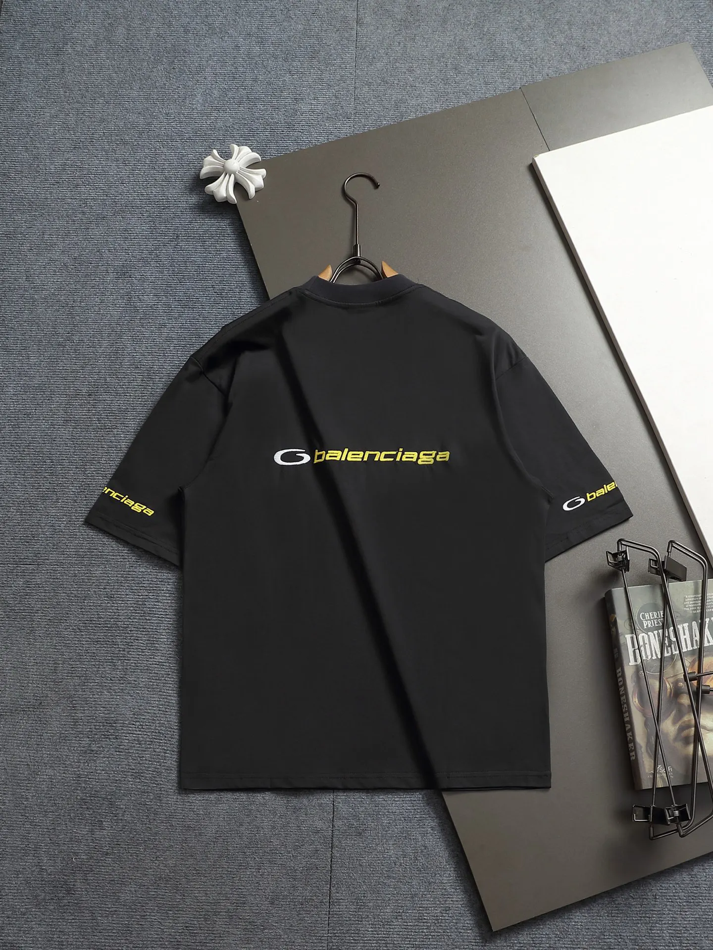 Balenciaga 黑色 Logo 短袖T恤