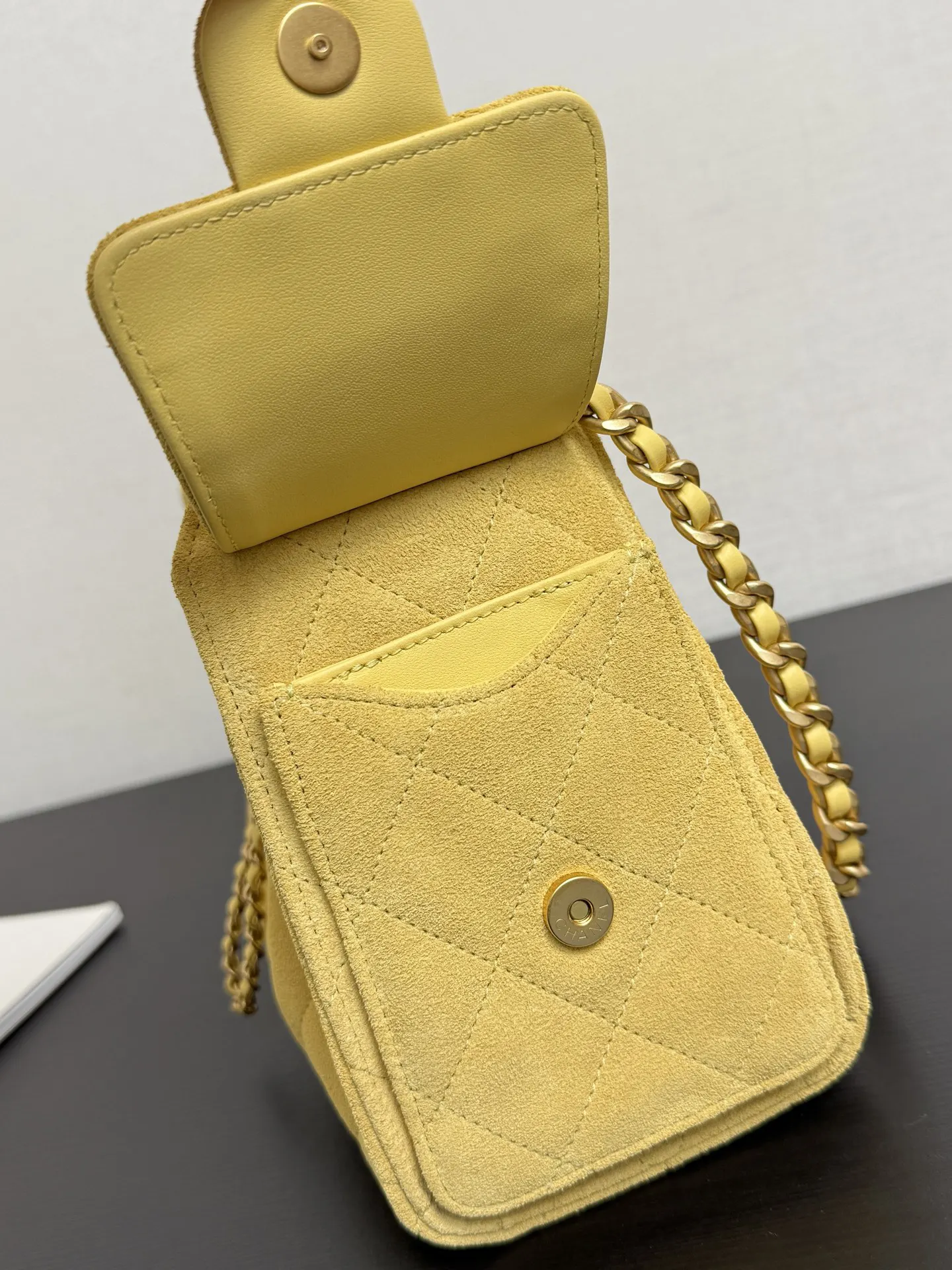 Chain Bag Leather
