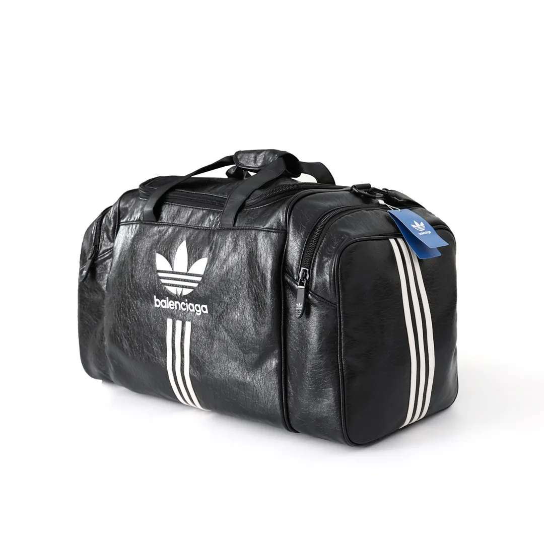Black White Fashion Item Travel
