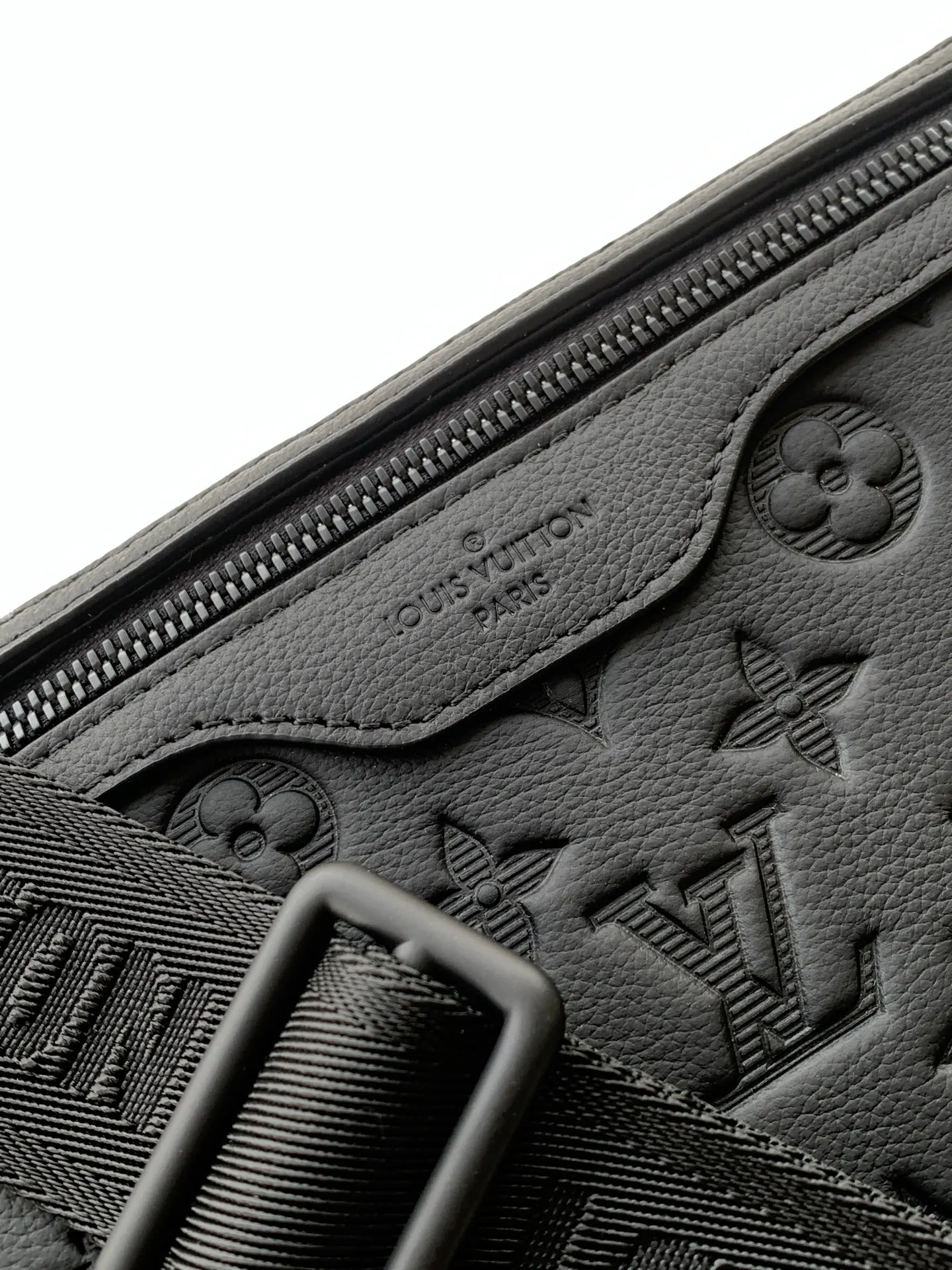 LV accessories single item Image 6 LV accessories single item Image 6