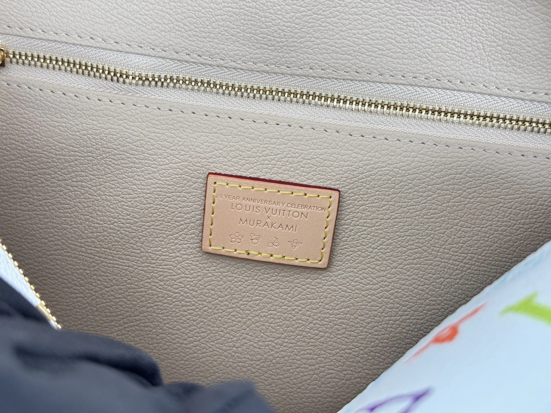 Cosmetic Pouch Travel Leather