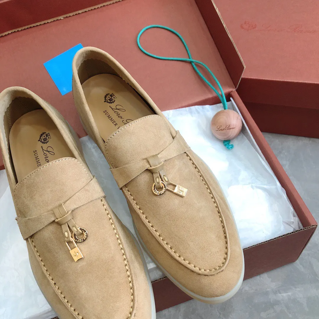 Loro Piana 黑色 乐福鞋 休閒百搭款(數字5) Loro Piana 黑色 乐福鞋 休閒百搭款(數字5)
