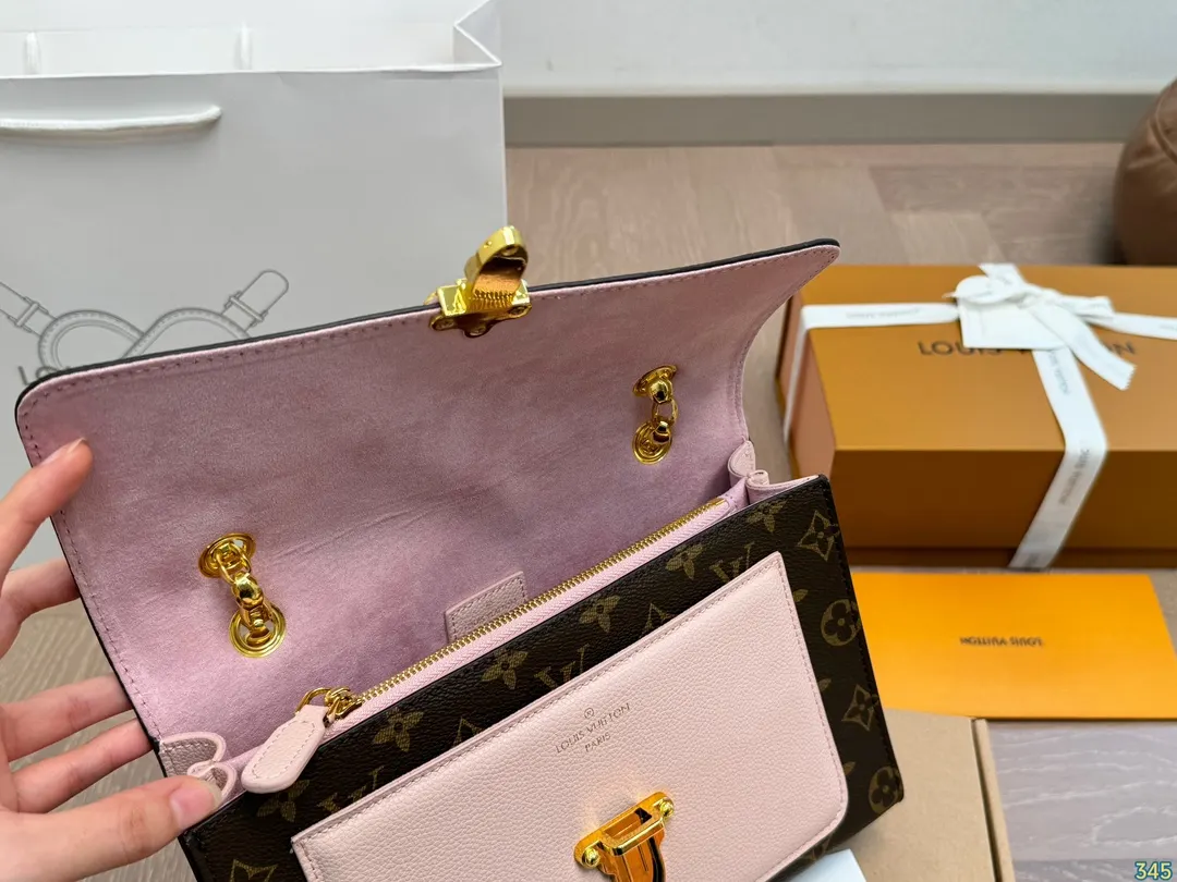 Louis Vuitton Chain Bag Classic