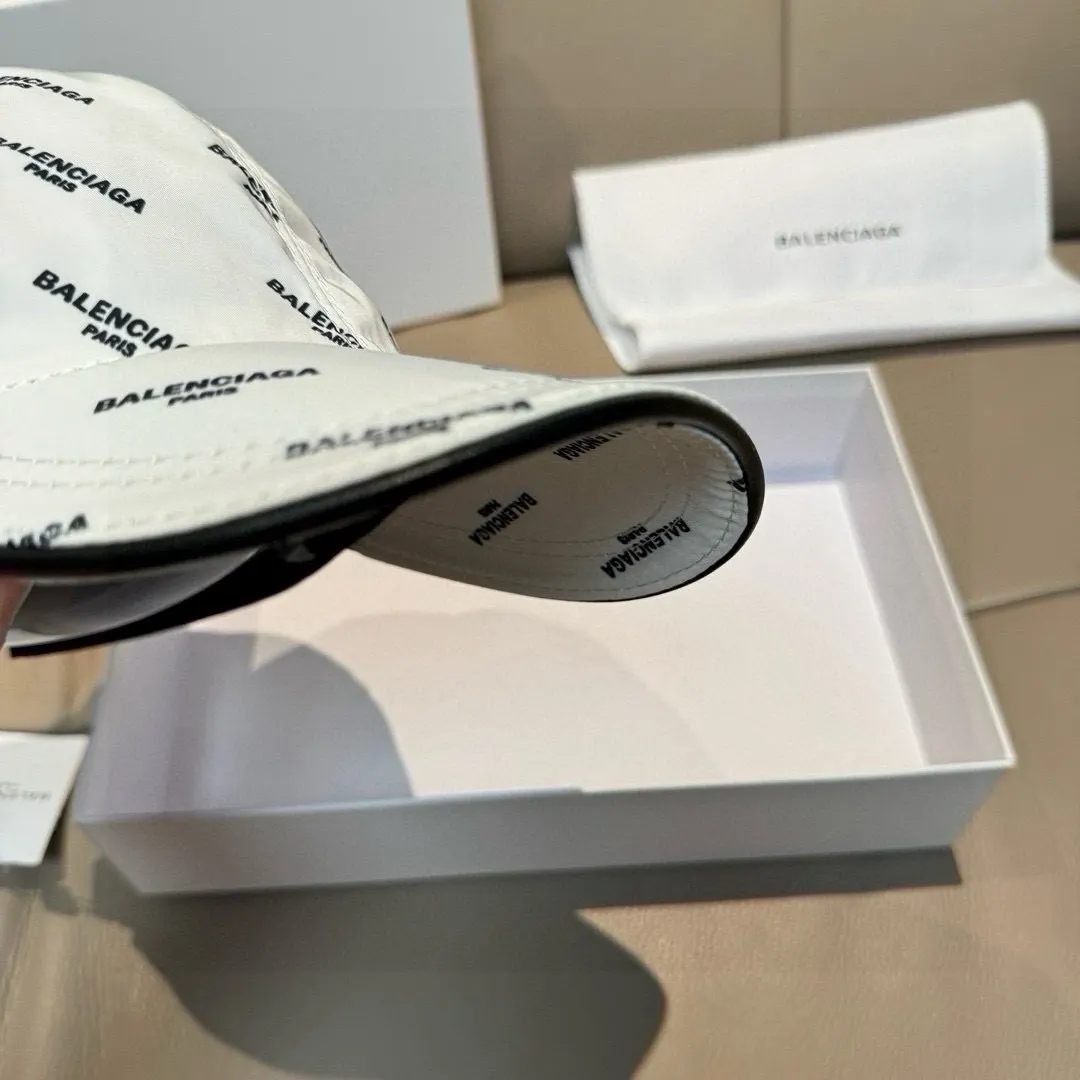 Balenciaga 牛皮 棒球帽 日常休闲款