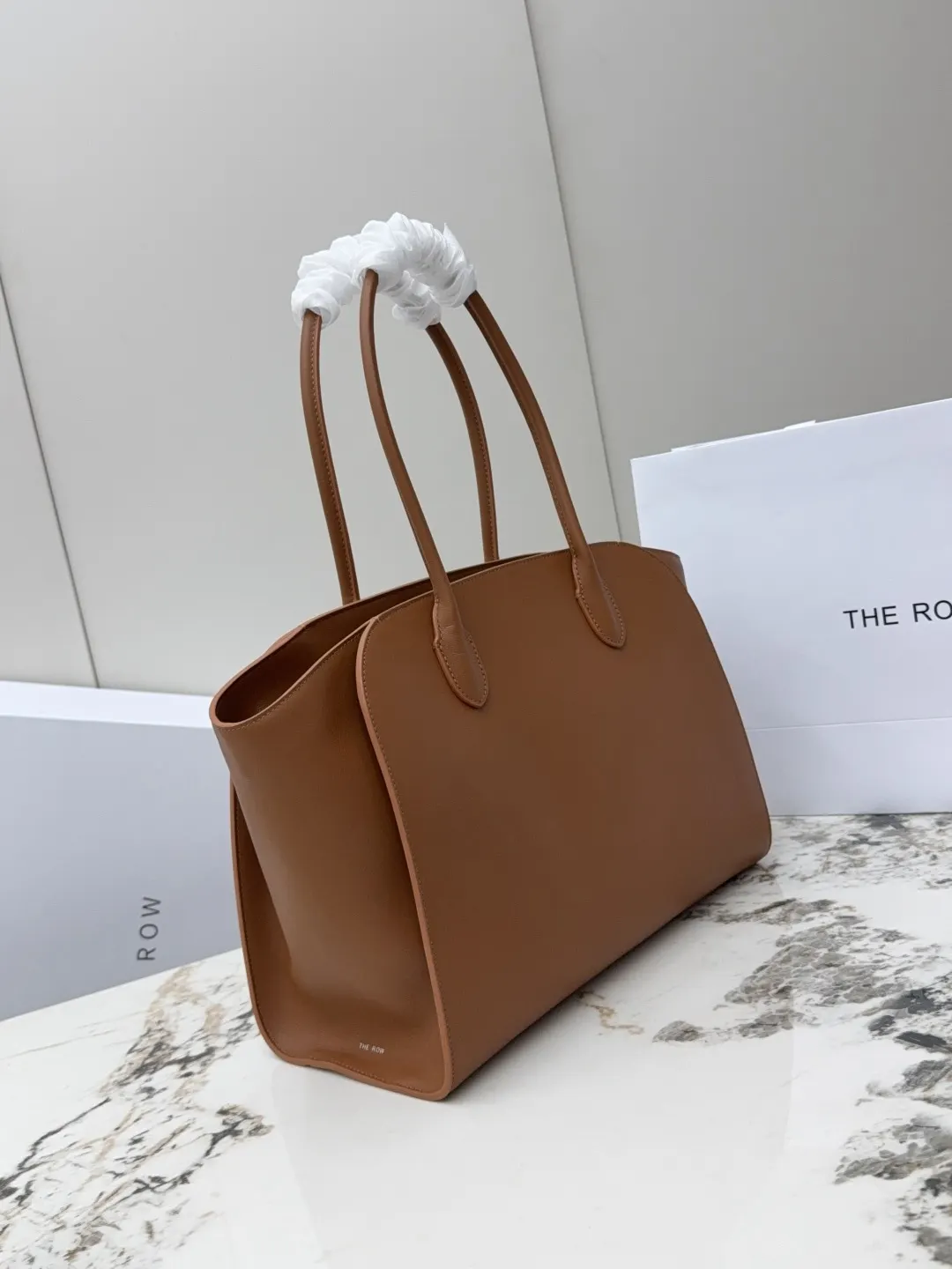 銀色 小牛皮 托特包 大容量托特款
