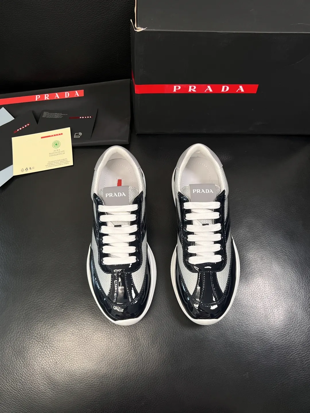 PRADA 牛皮 休闲鞋 舒适百搭款