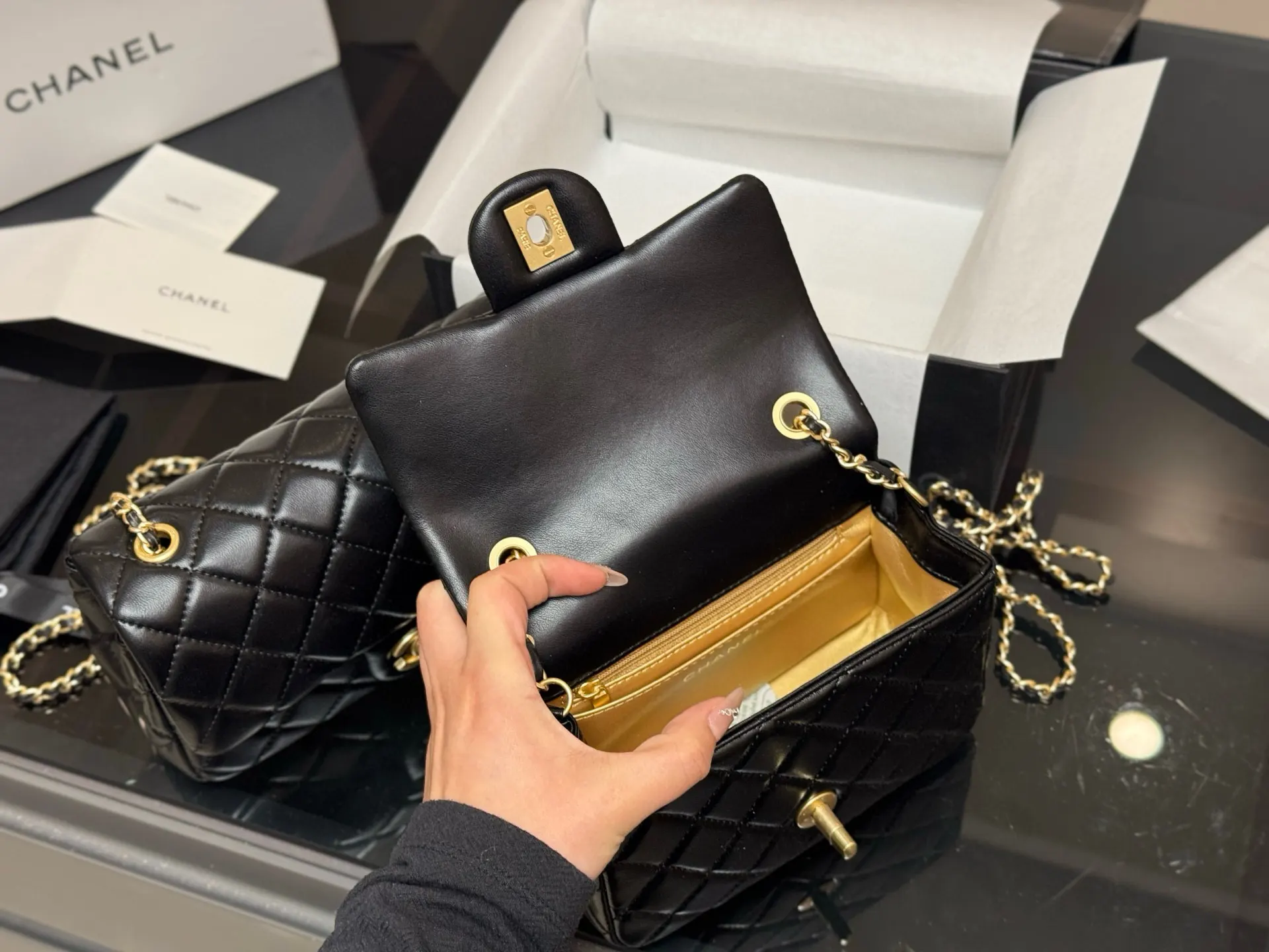 CHANEL 金球方胖 斜挎包 轻便斜挎款