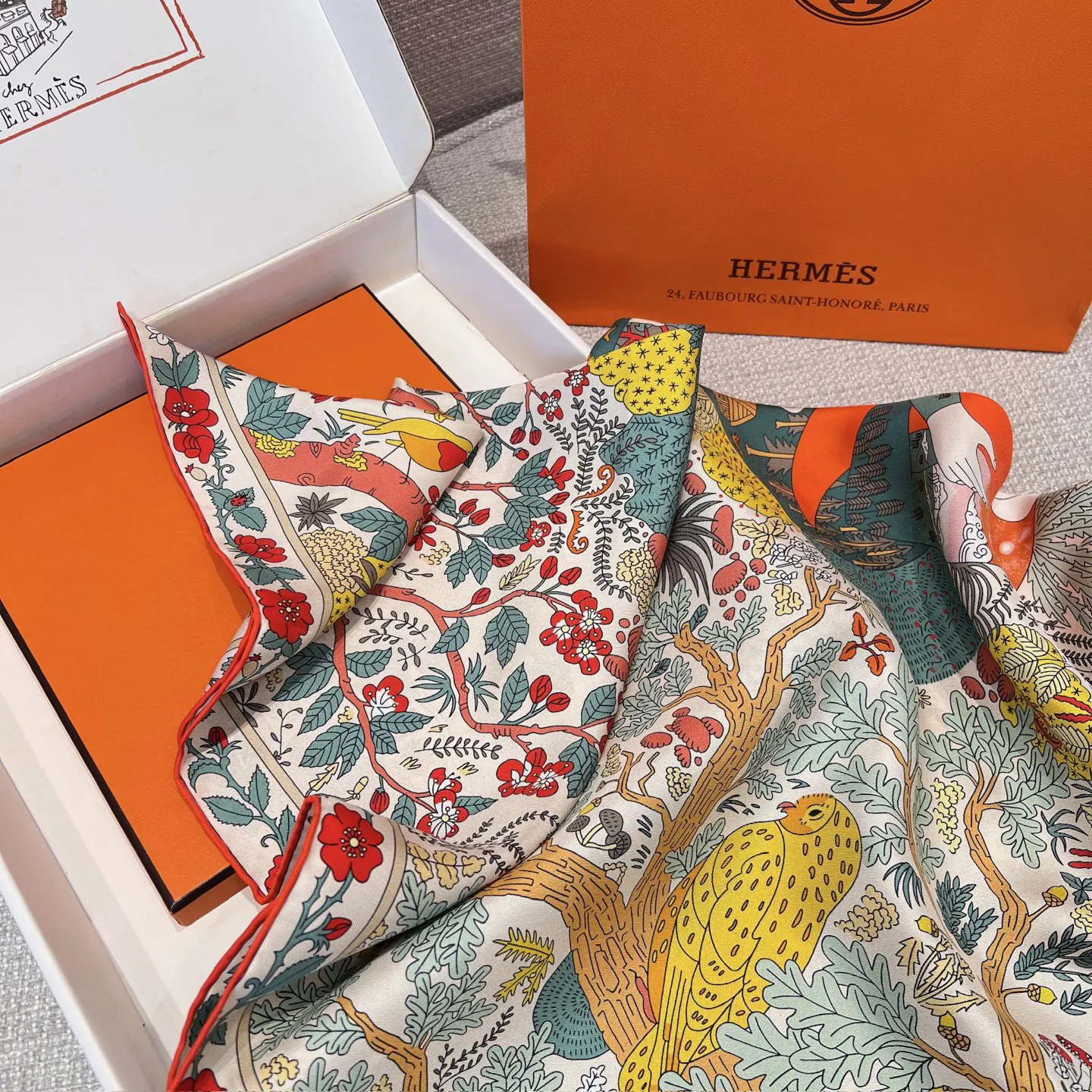 Hermes Fashion Item