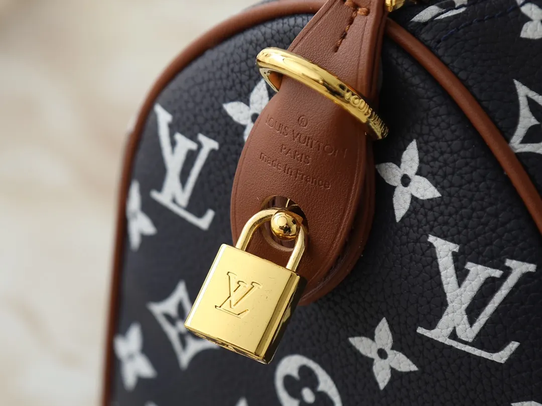 Organizer Pouch Travel Leather