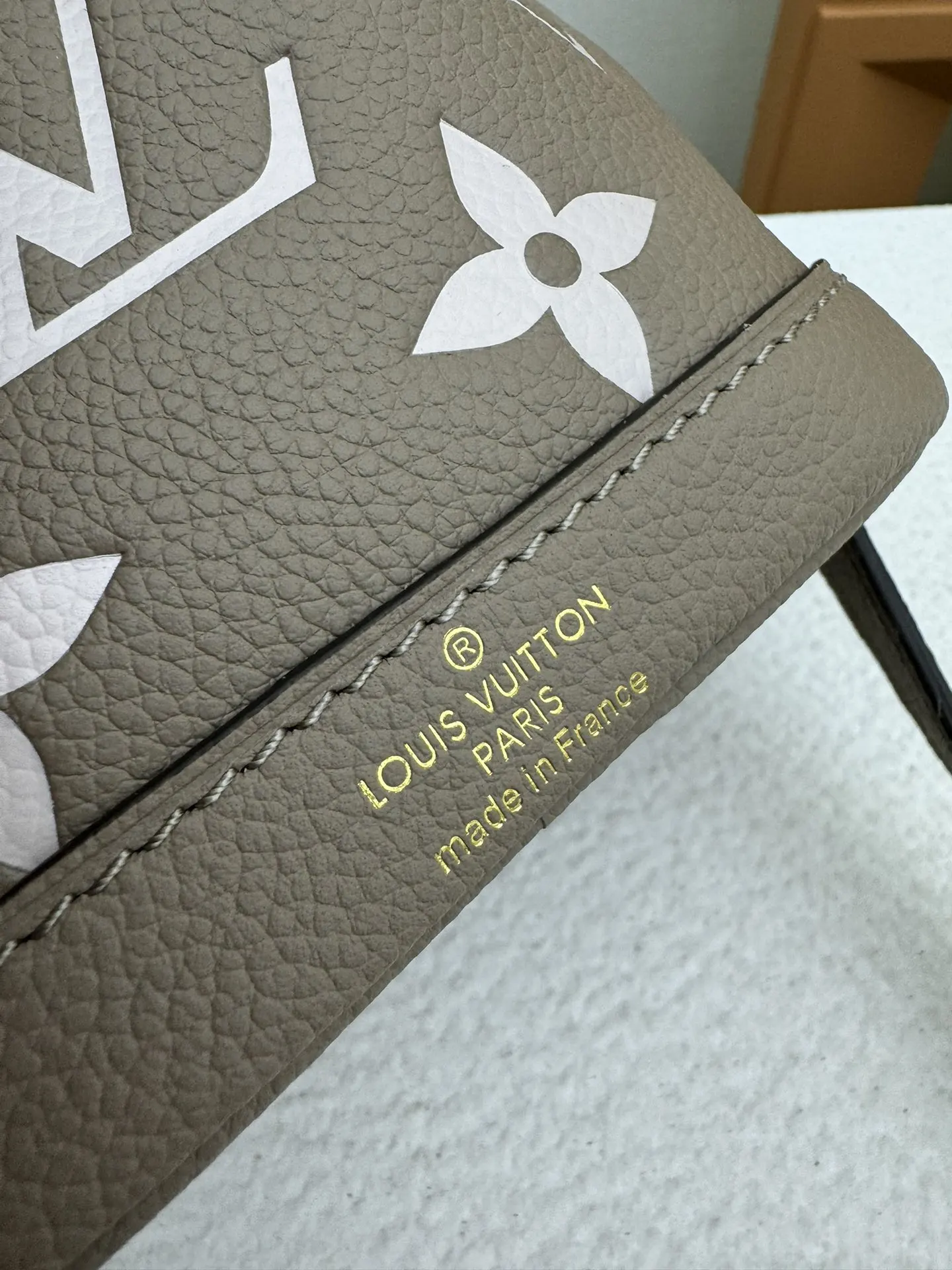 Louis Vuitton Bucket Bag Casual